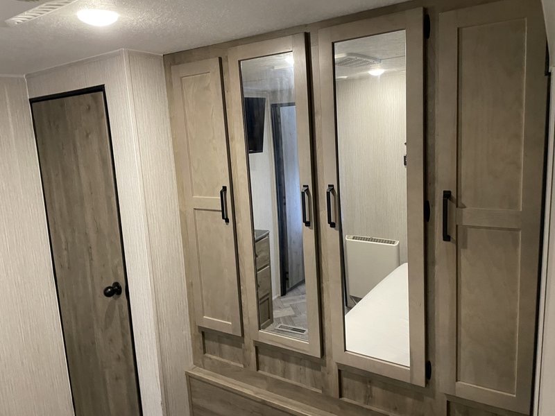 Travel trailer RV Rental 