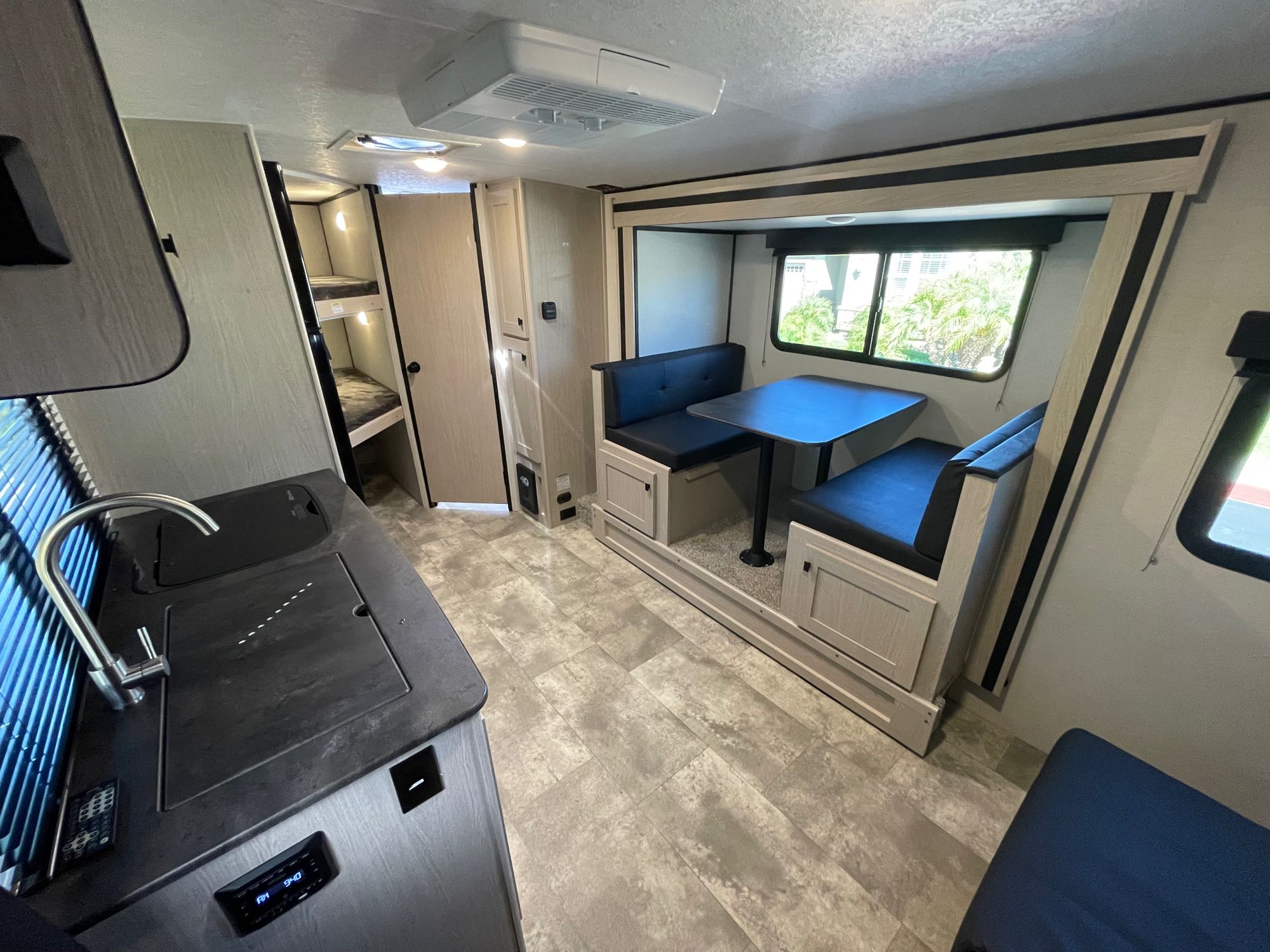 Travel trailer RV Rental 