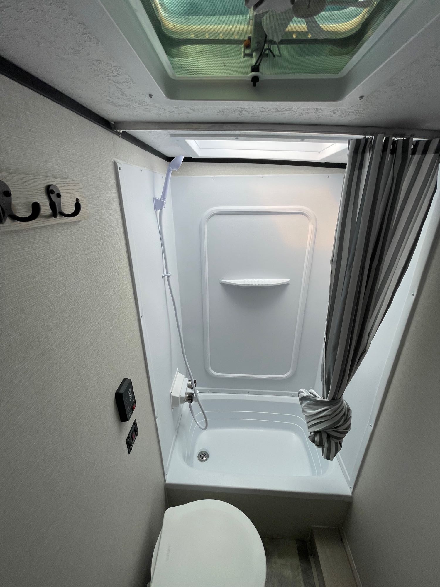 Travel trailer RV Rental 