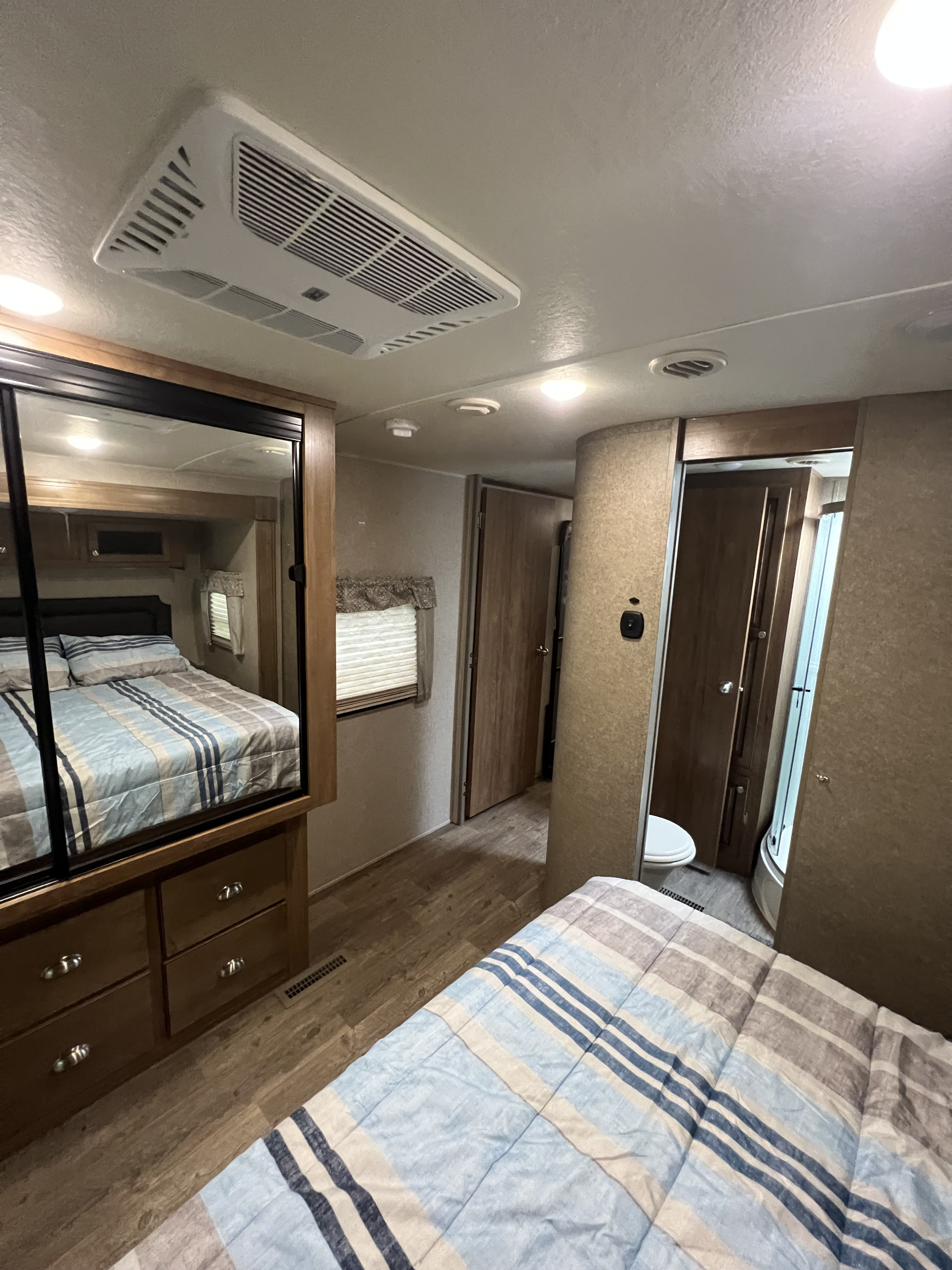 Forest River Rockwood Signature Ultra Lite 2018