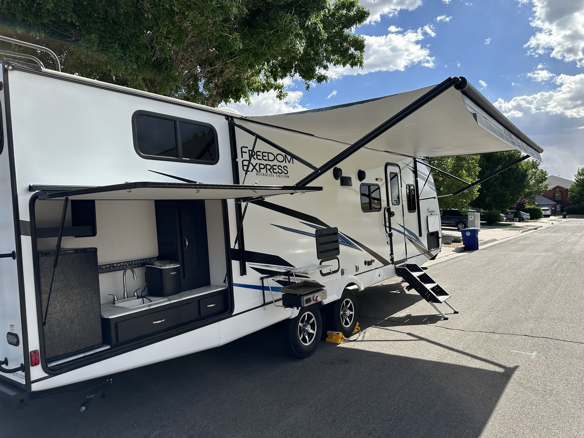 2022 Forest River Coachmen Freedom Express Ultra Lite, Sleeps 8 comfortably