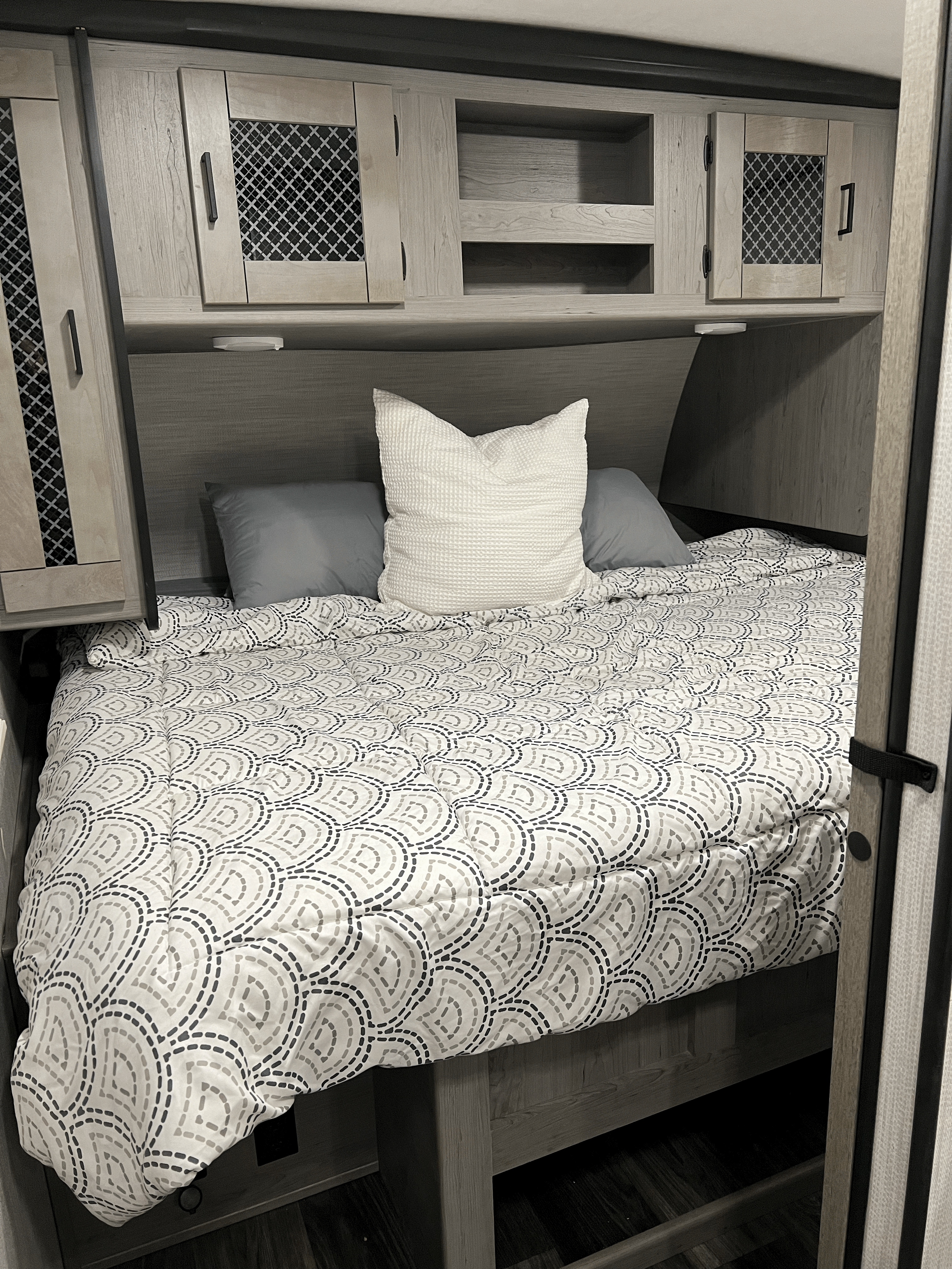 king size bed storage above and on the sides
will come with clean sheets and pillows on . Heartland RVs Mallard 2021