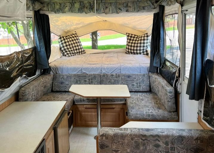 Folding trailer RV Rental 