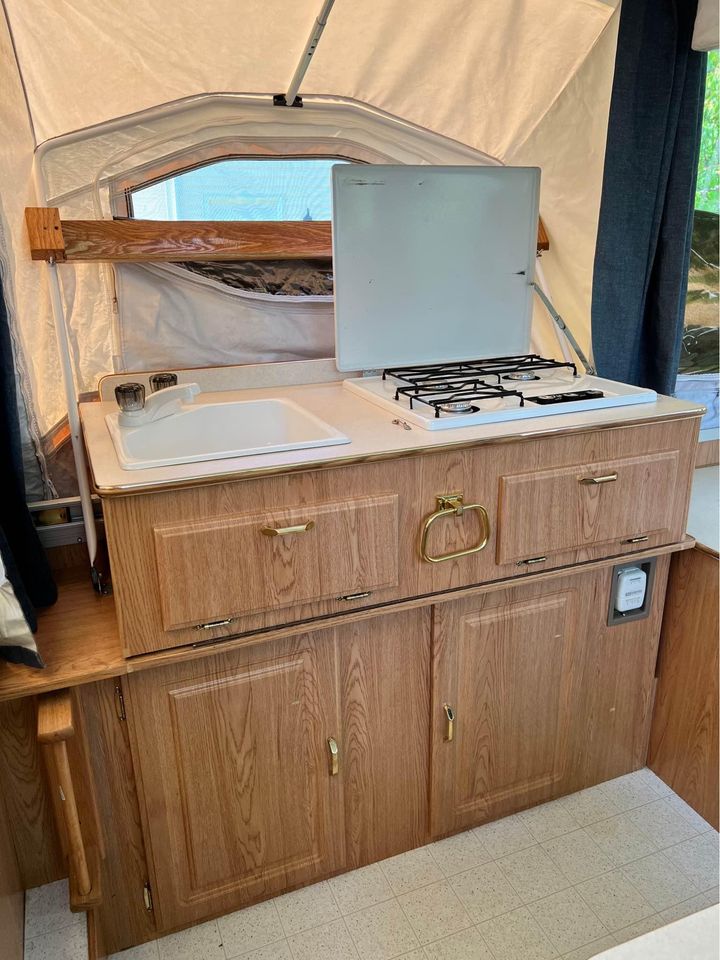 Folding trailer RV Rental 