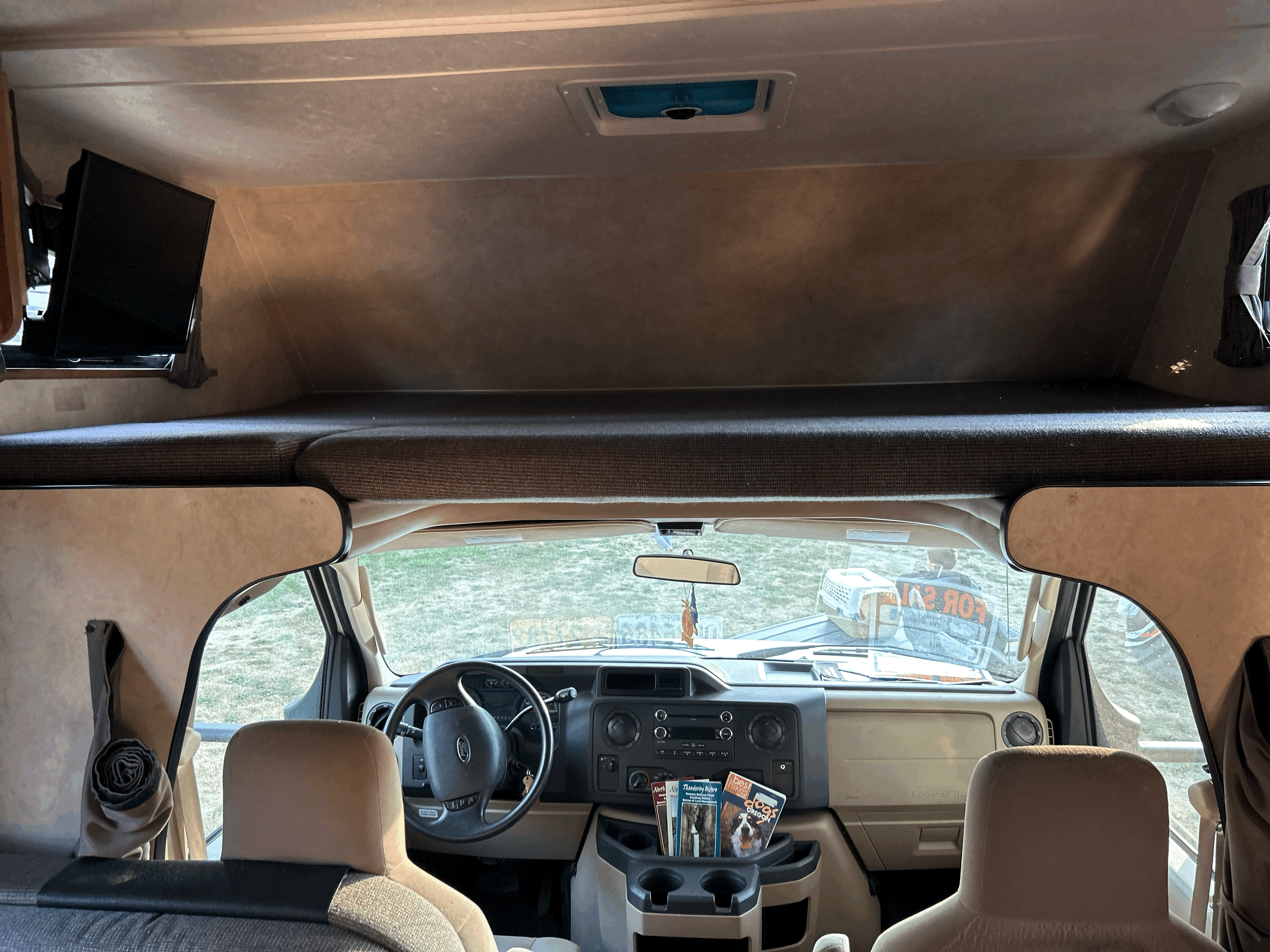 Overhead sleeping area- 96” x 56". Thor Four Winds 2013