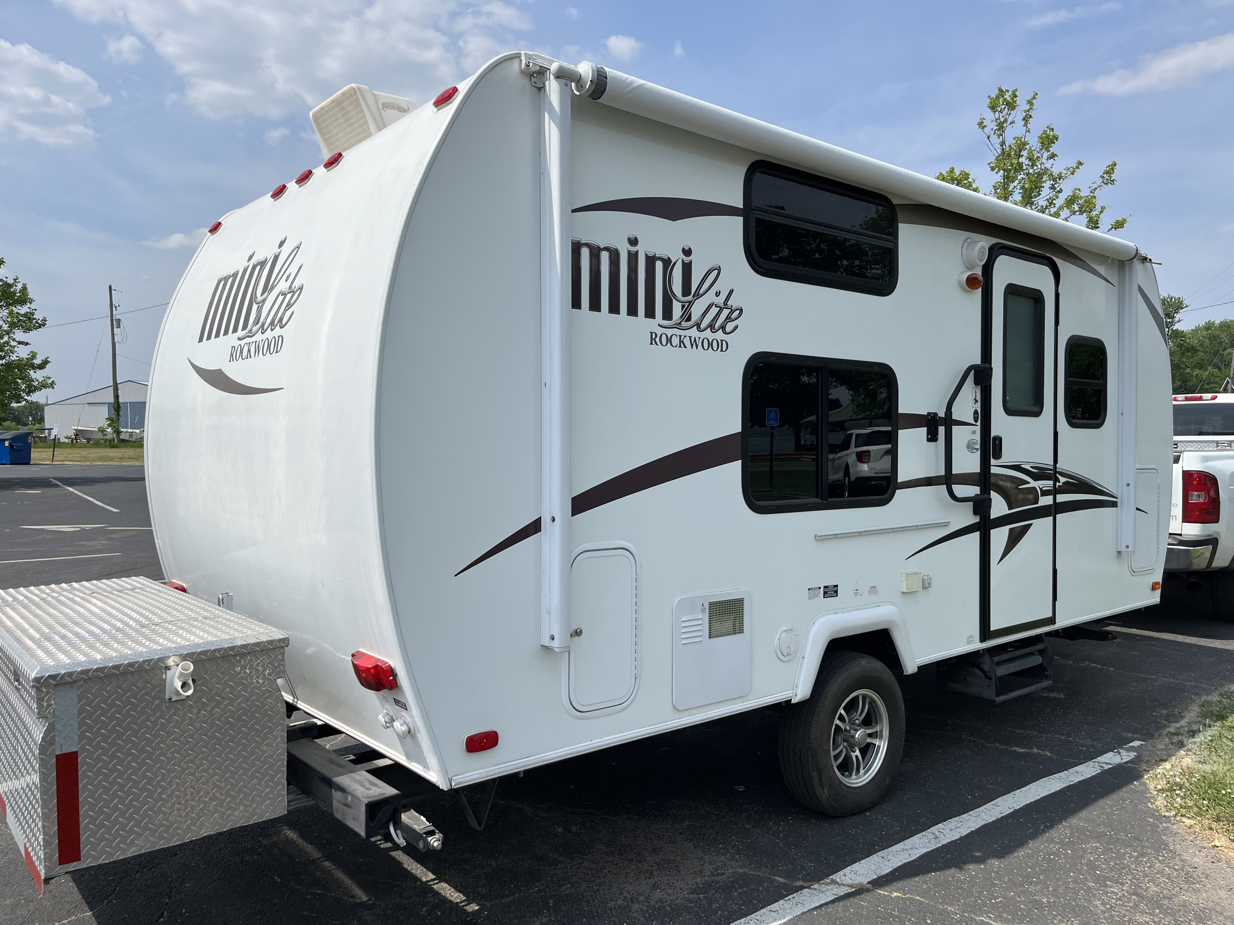 2015 Forest River Rockwood Mini Lite Travel trailer in Middleville