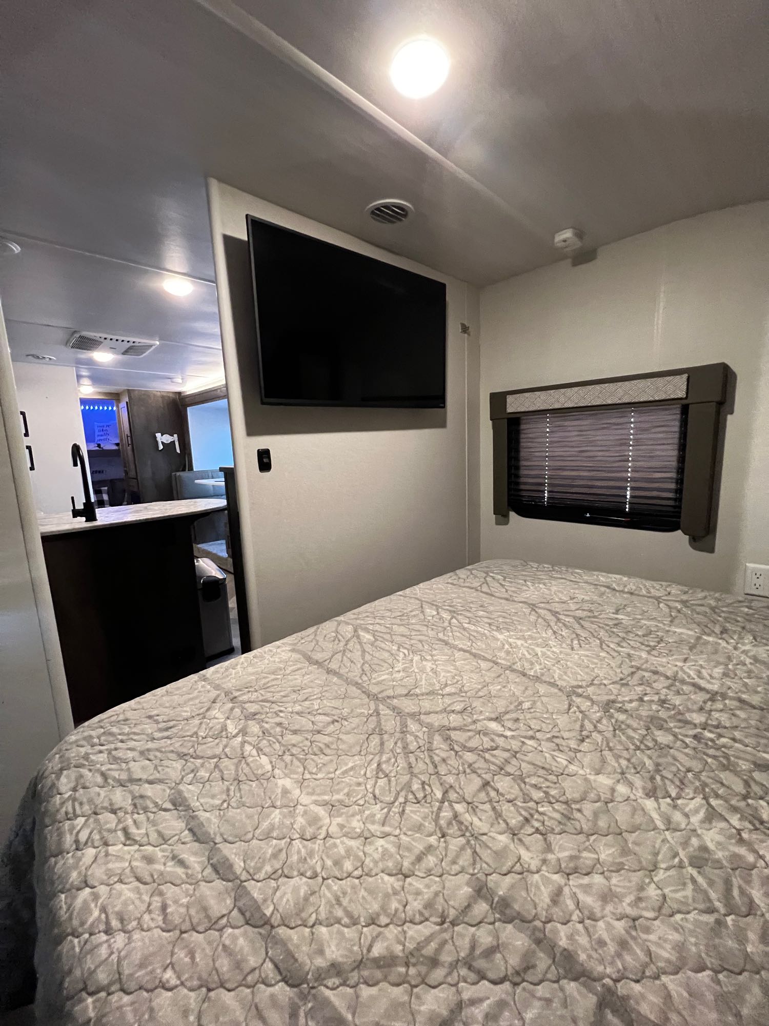 Travel trailer RV Rental 