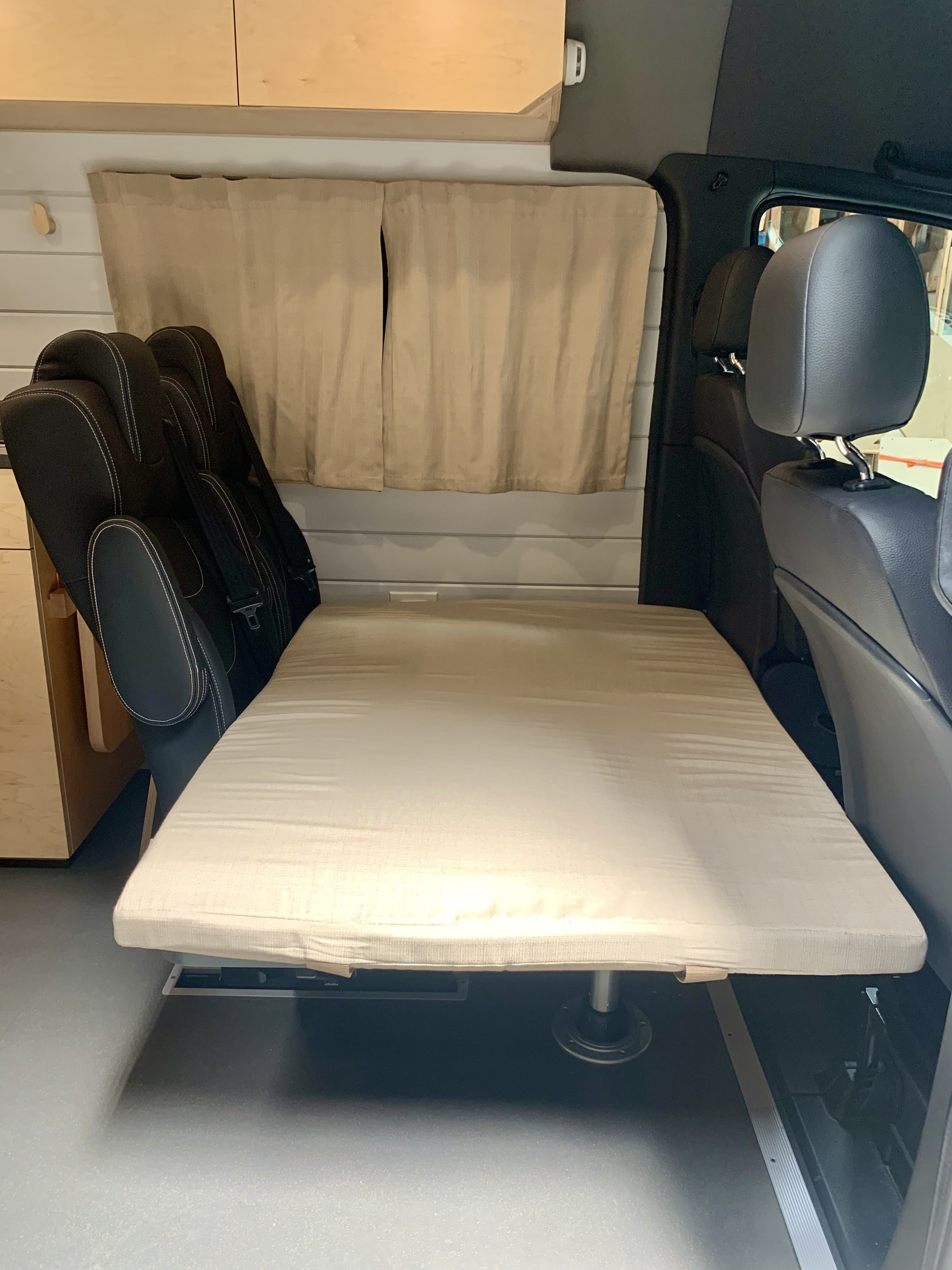 Camper van RV Rental 