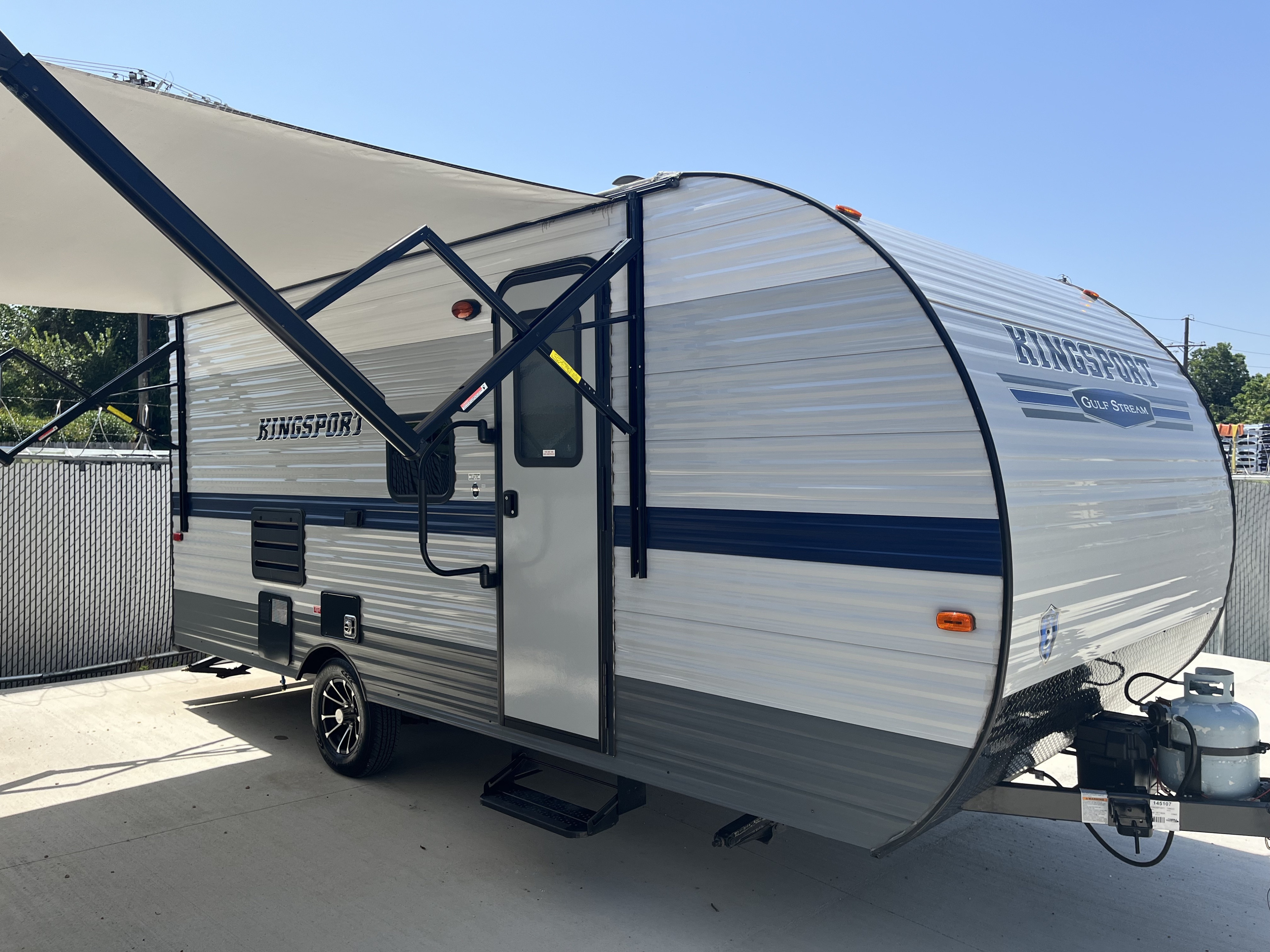 Travel trailer RV Rental 