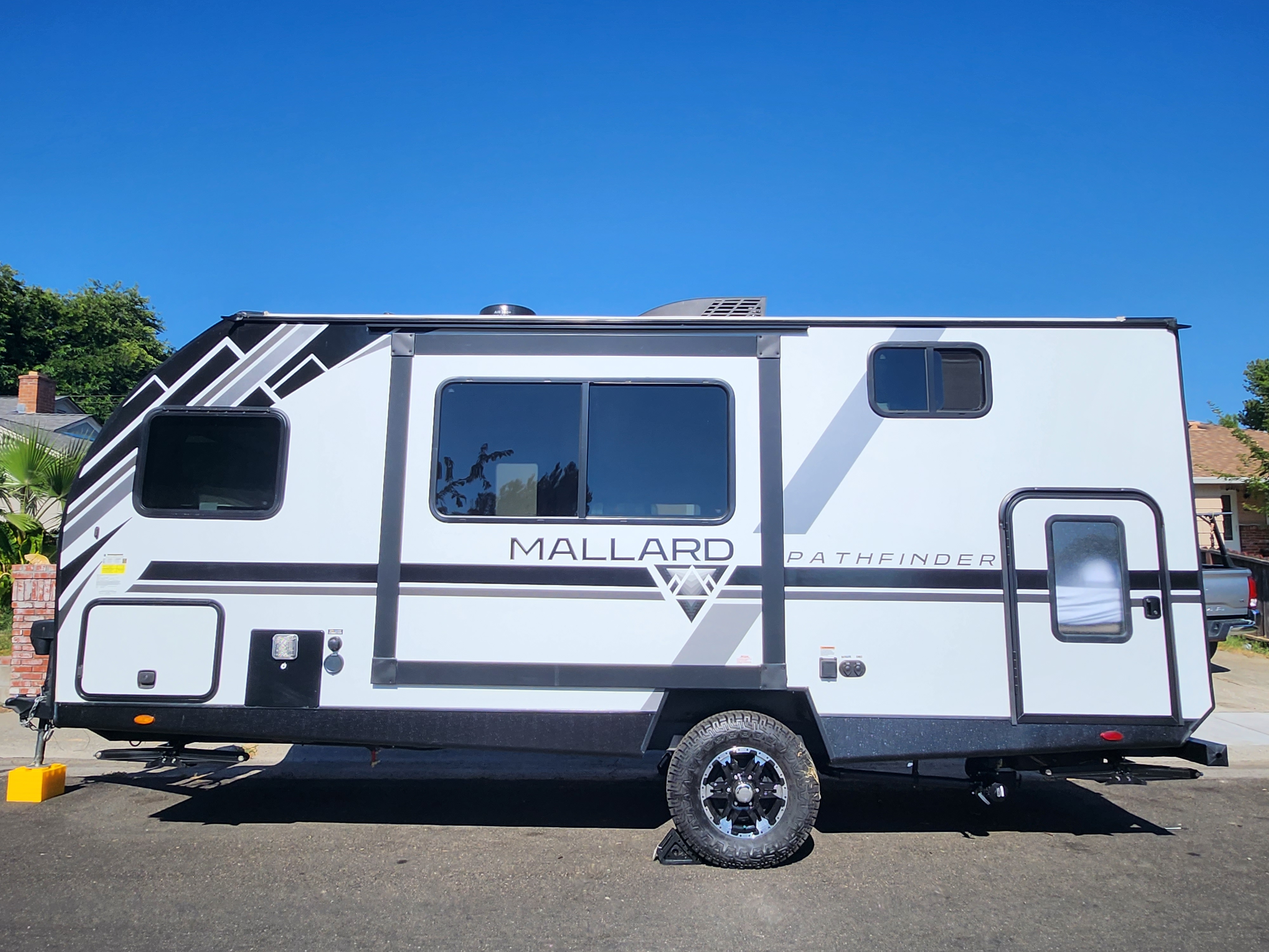 Travel trailer RV Rental 