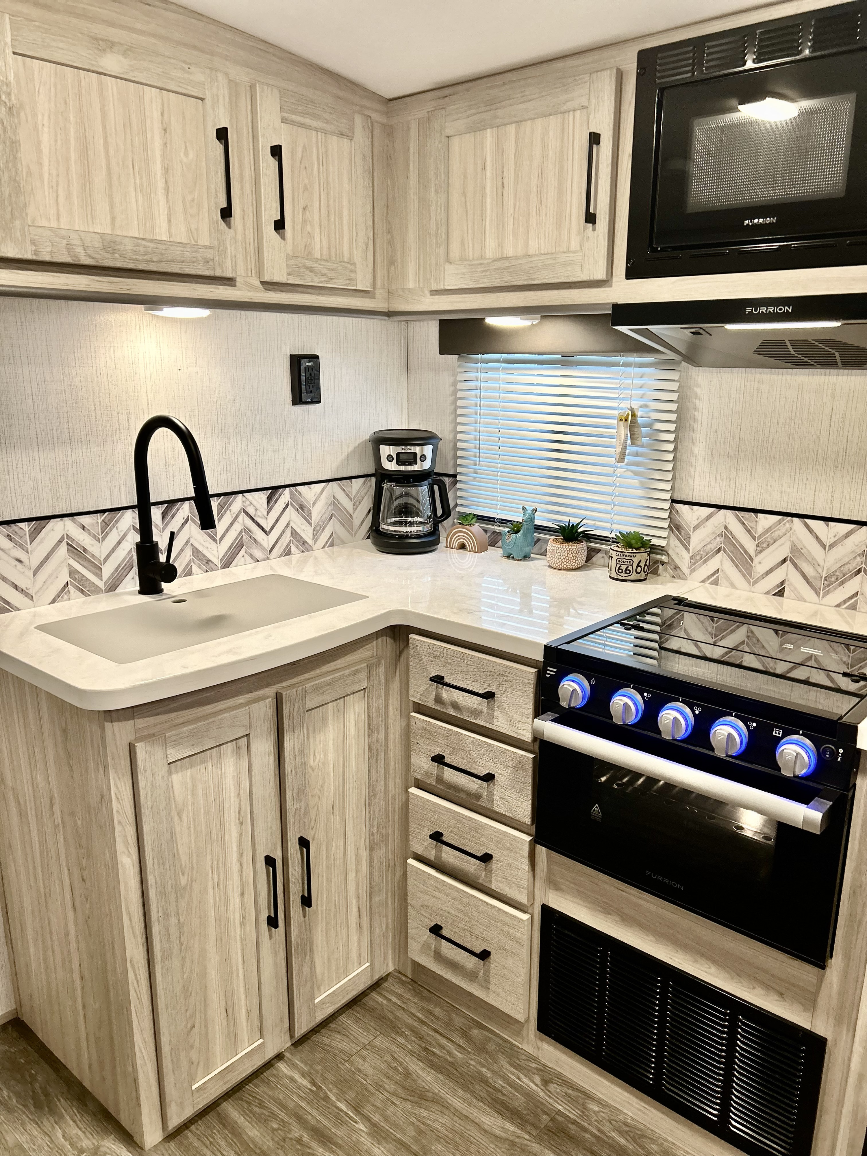 Travel trailer RV Rental 