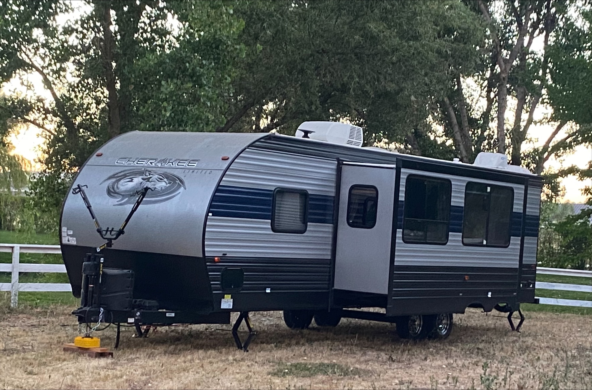 Travel trailer RV Rental 