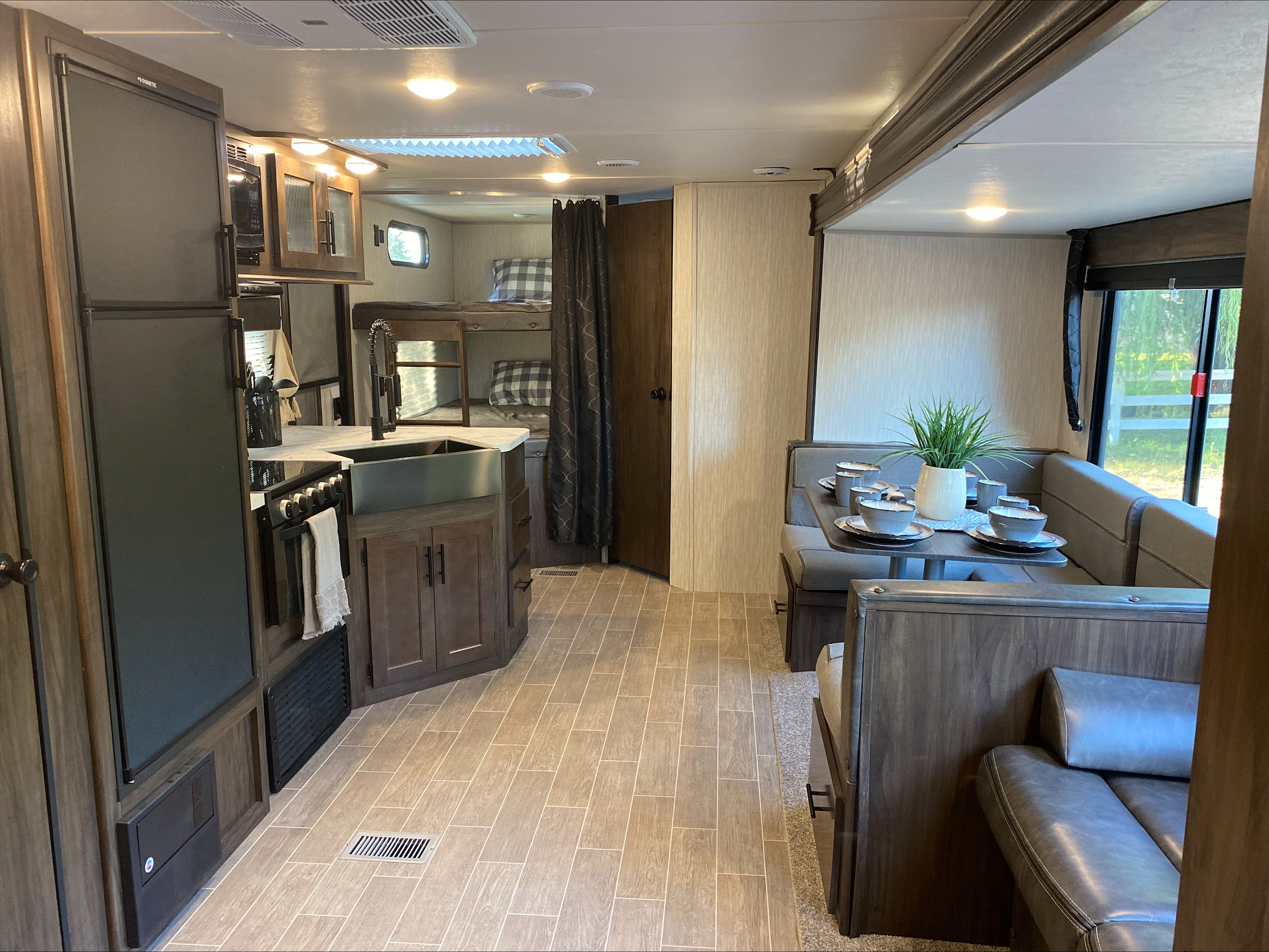 Travel trailer RV Rental 
