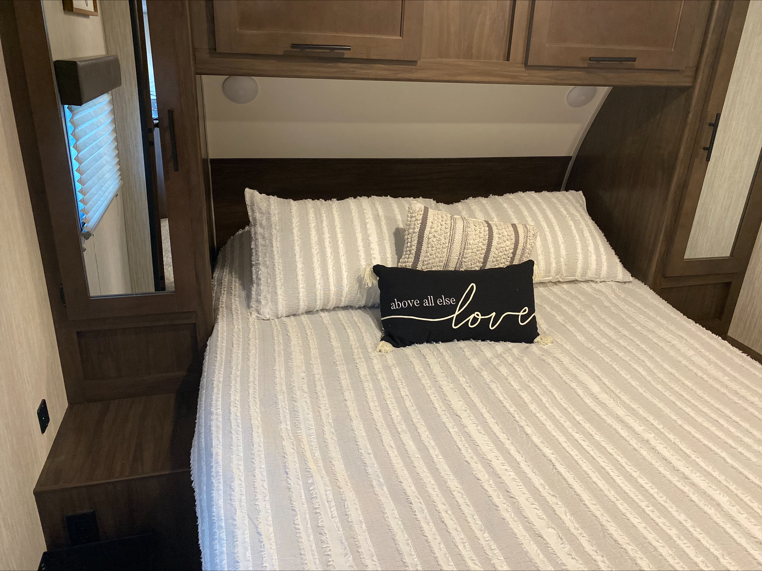 Travel trailer RV Rental 