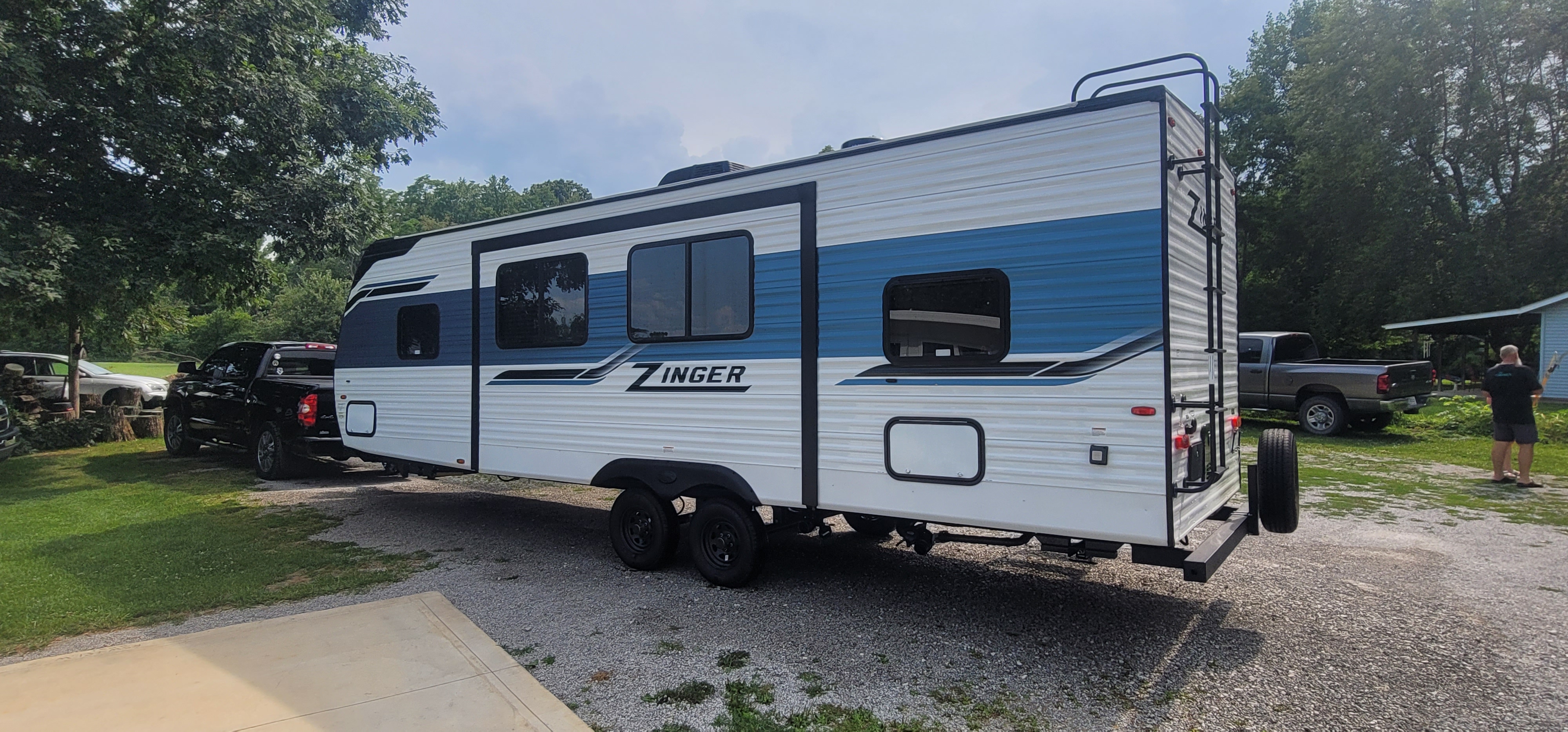 Loaded Camper!!! We have a beautiful camper ready for your next adventure.