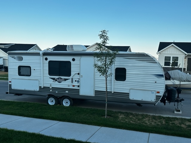 2021 Forest River Shasta 26BH