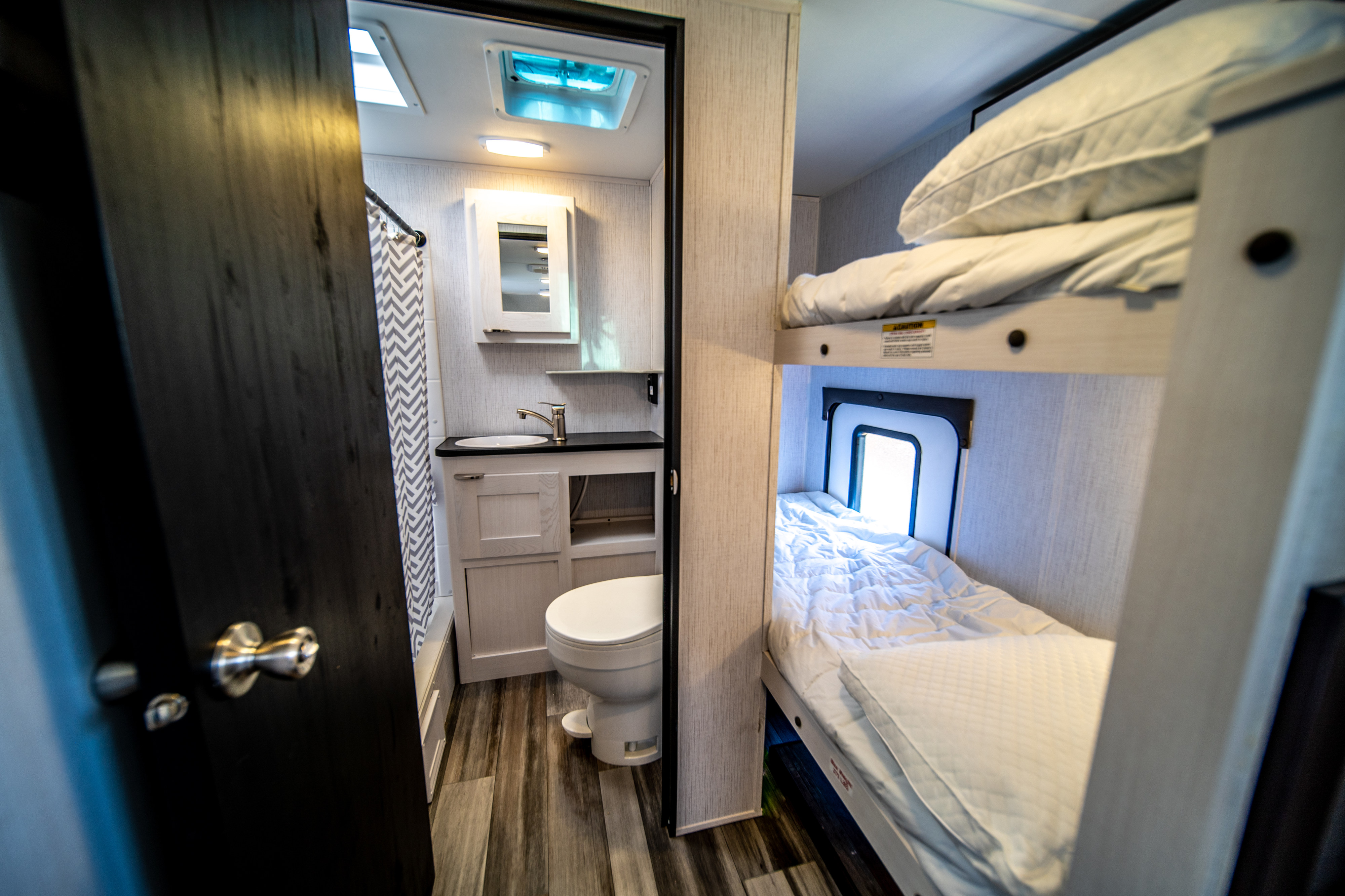 Travel trailer RV Rental 