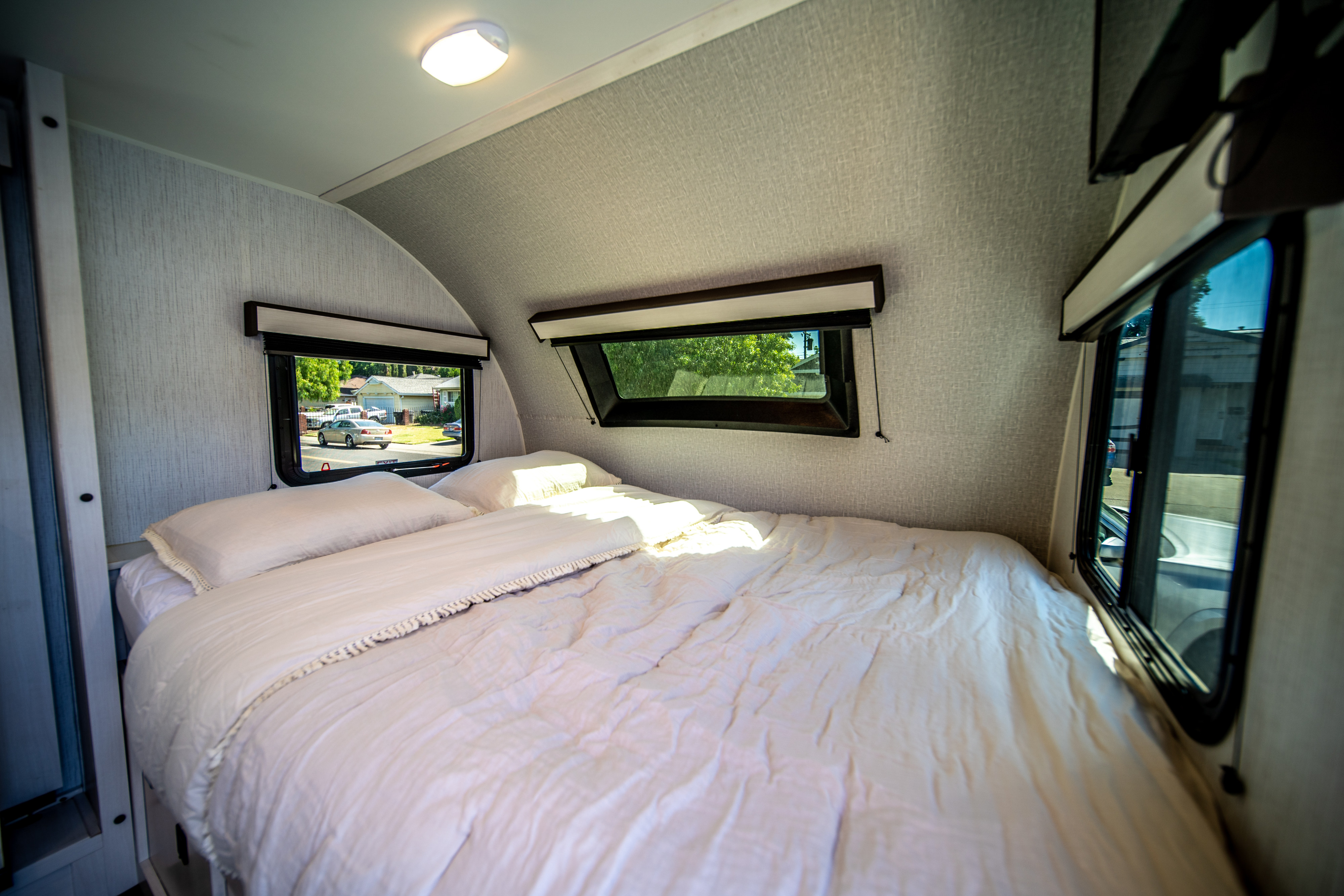 Travel trailer RV Rental 