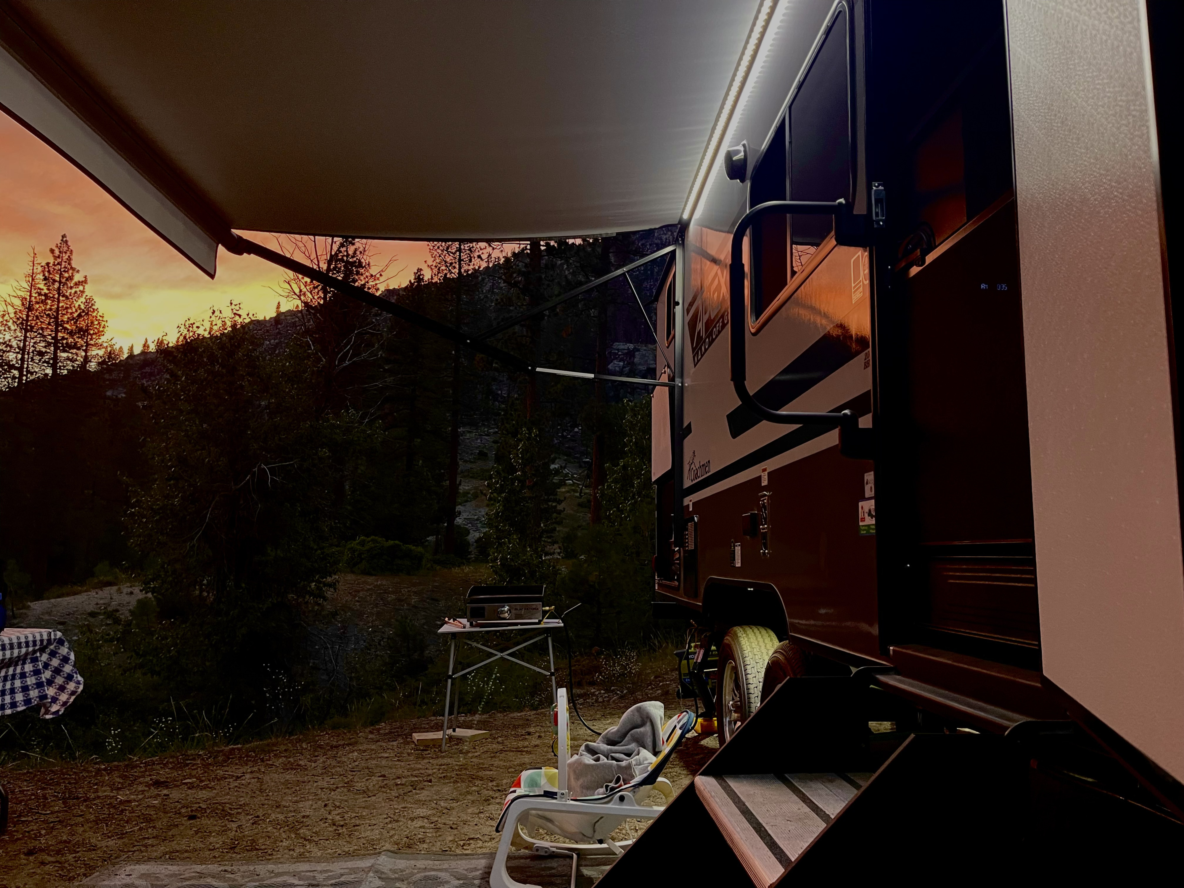 Travel trailer RV Rental 