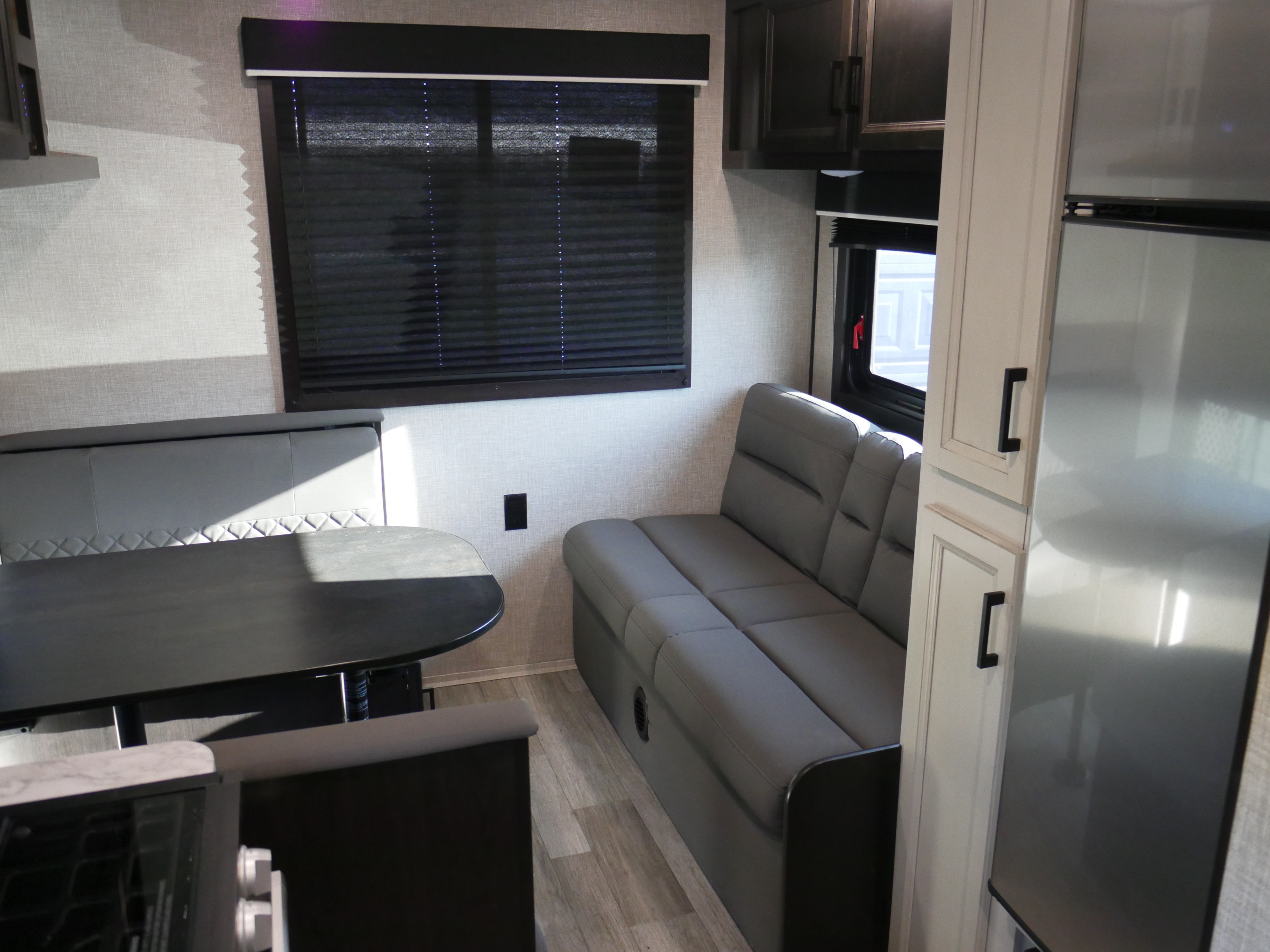 Travel trailer RV Rental 