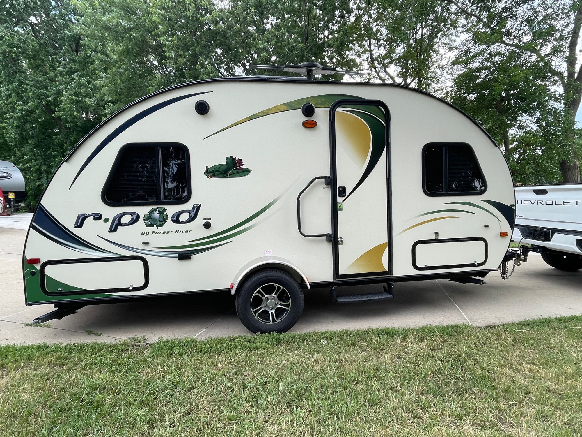 R-Pod, Easily Towable, Fully Stocked & Ready for Your Next Adventure!