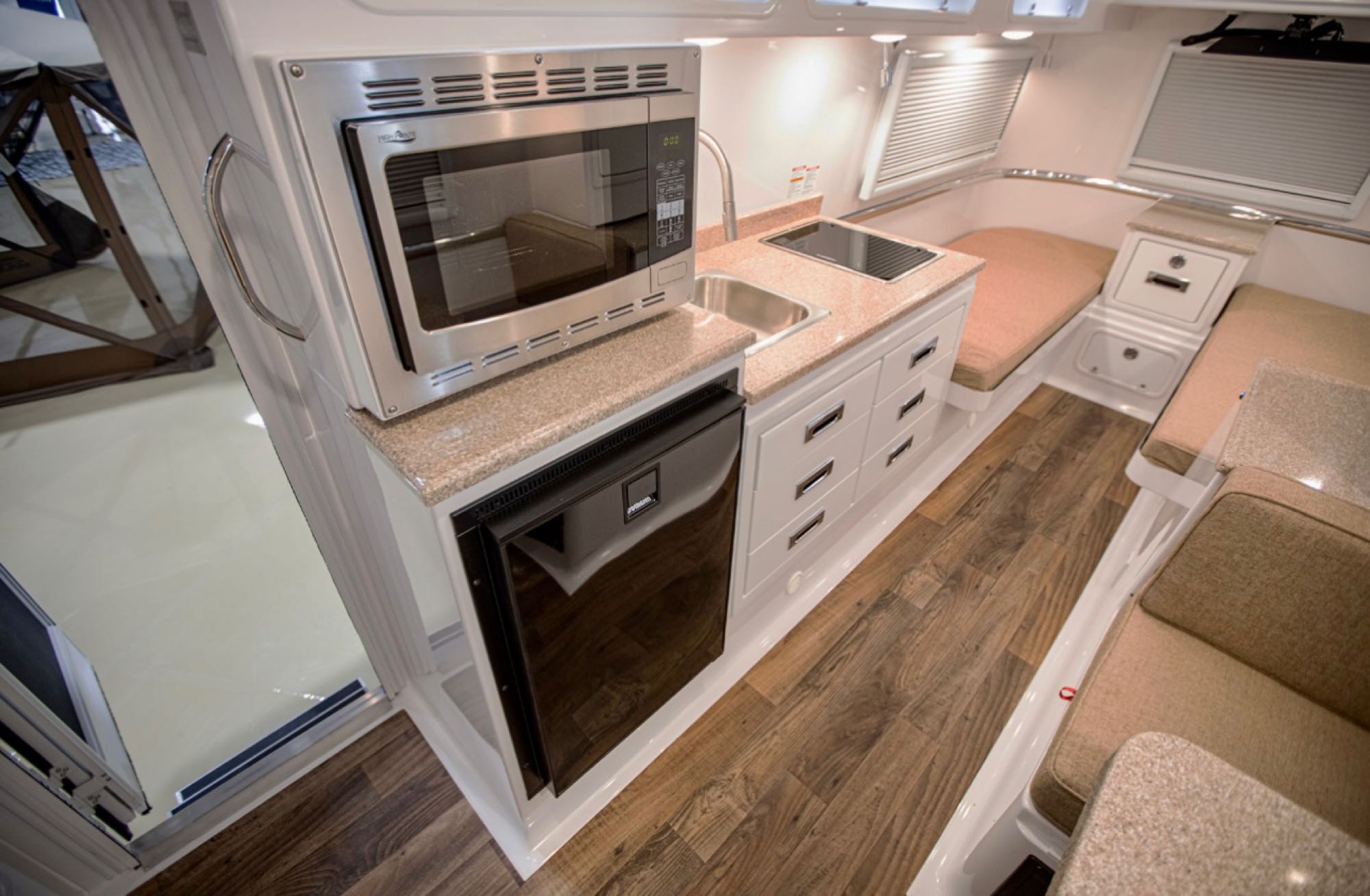 Travel trailer RV Rental 