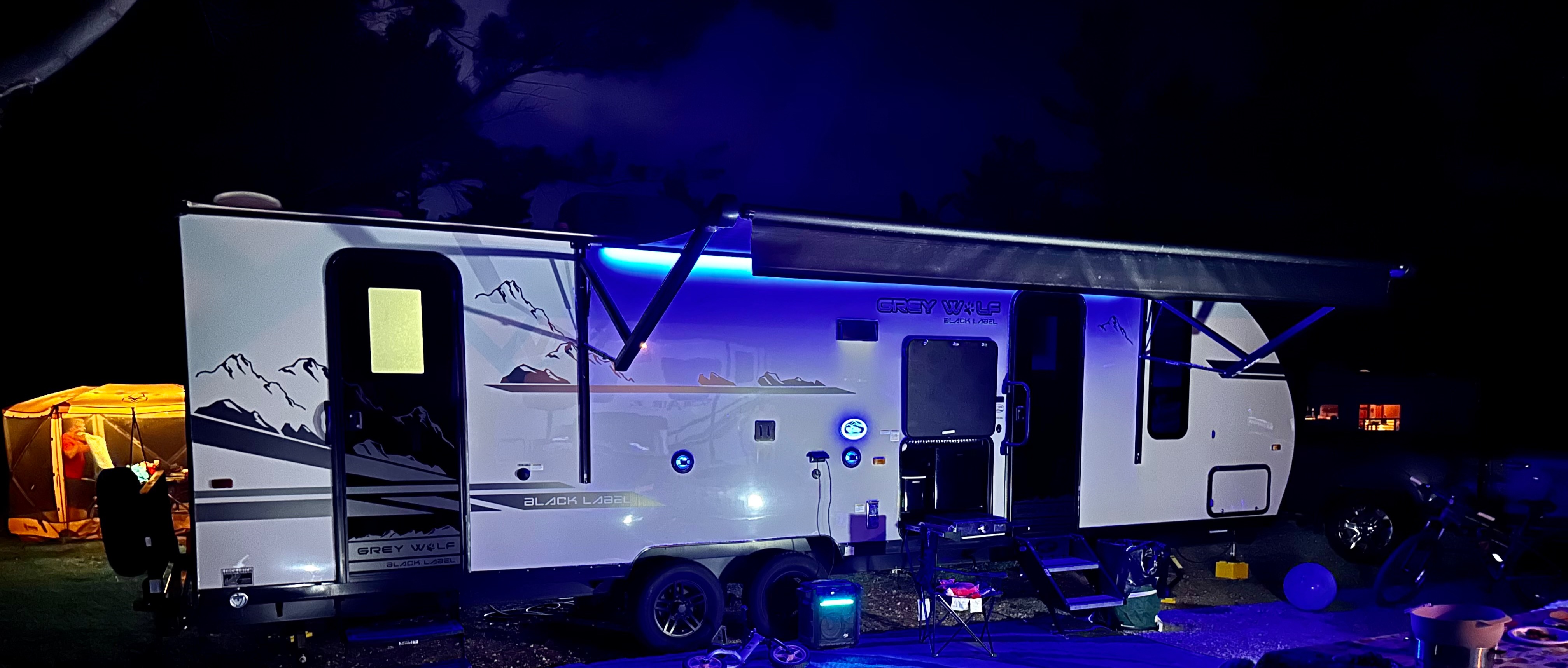 2021 Cherokee Grey Wolf Black Label - Life is Better at the Campsite