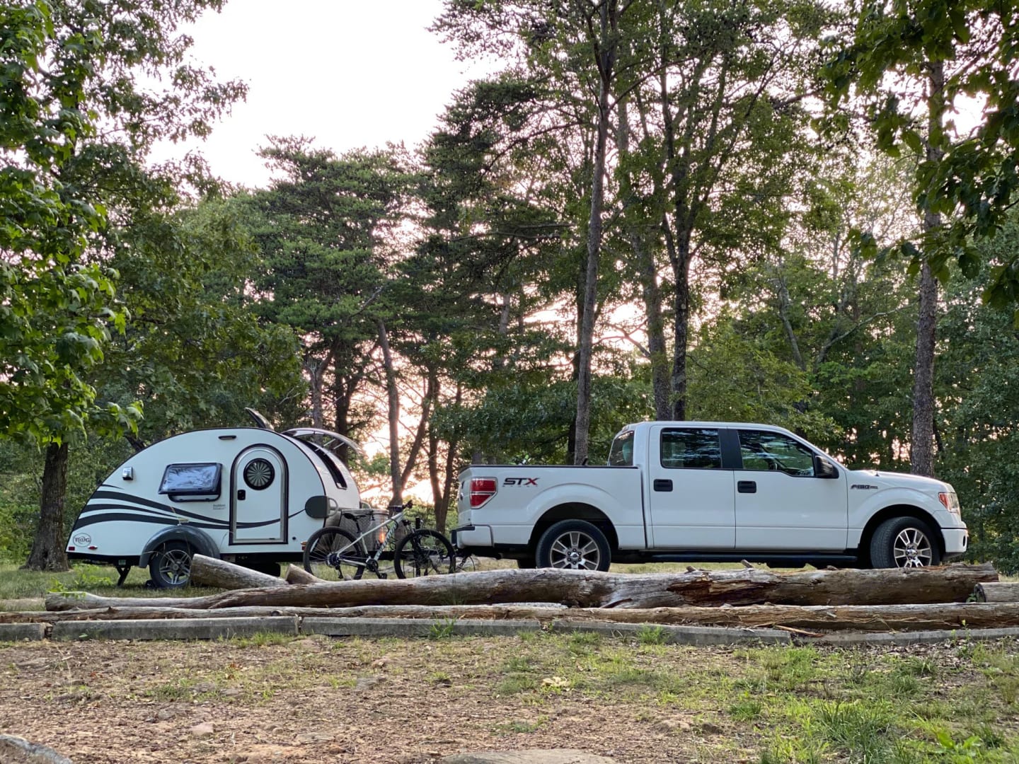 2022 nuCamp RV T@G XL
