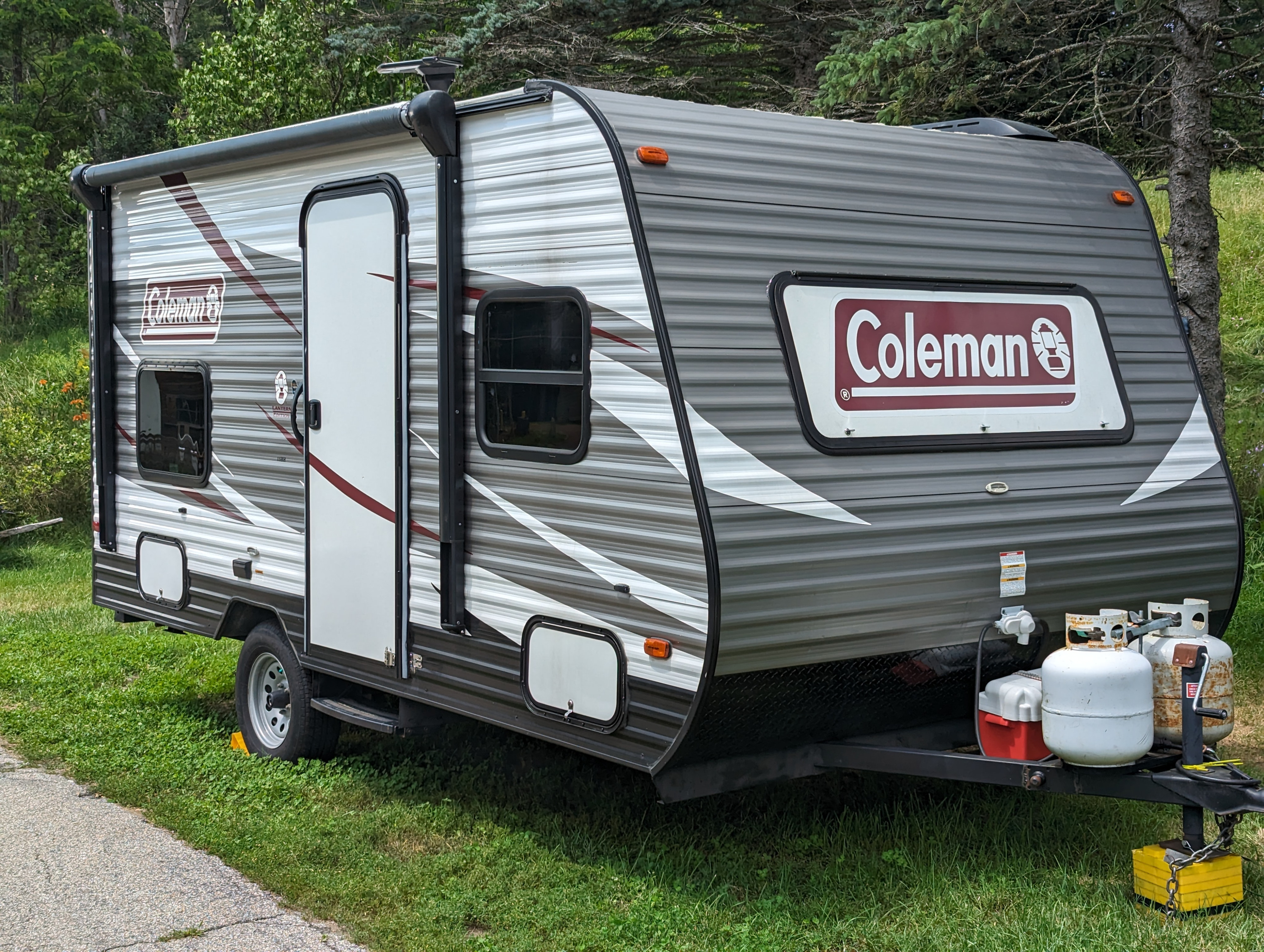 2017 Dutchmen Coleman Lantern LT Travel trailer in WHITEFIELD, NH