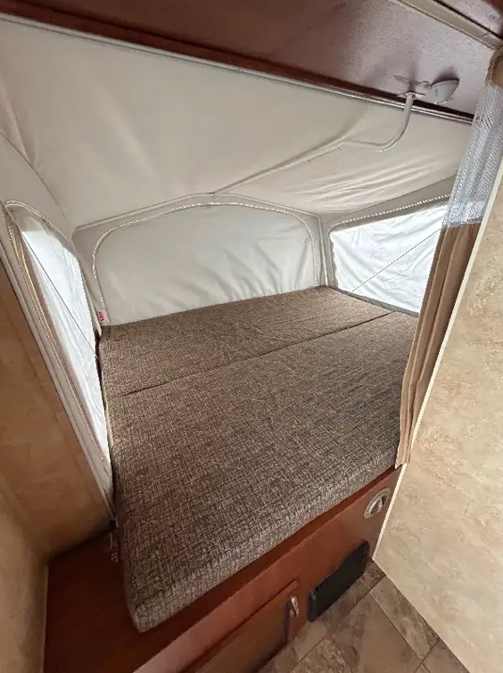 Jayco Jay Feather Select EXP 2011