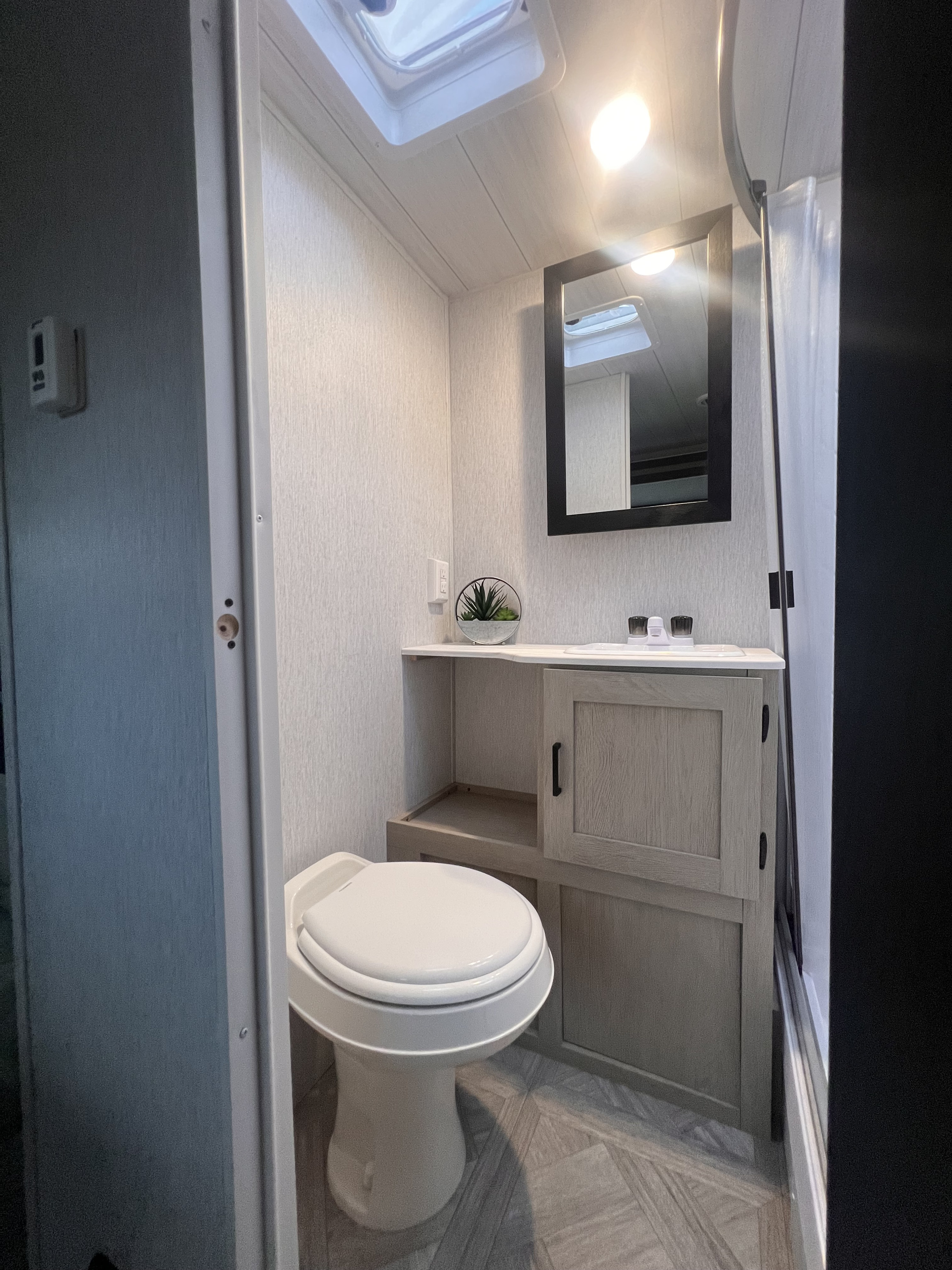 Travel trailer RV Rental 