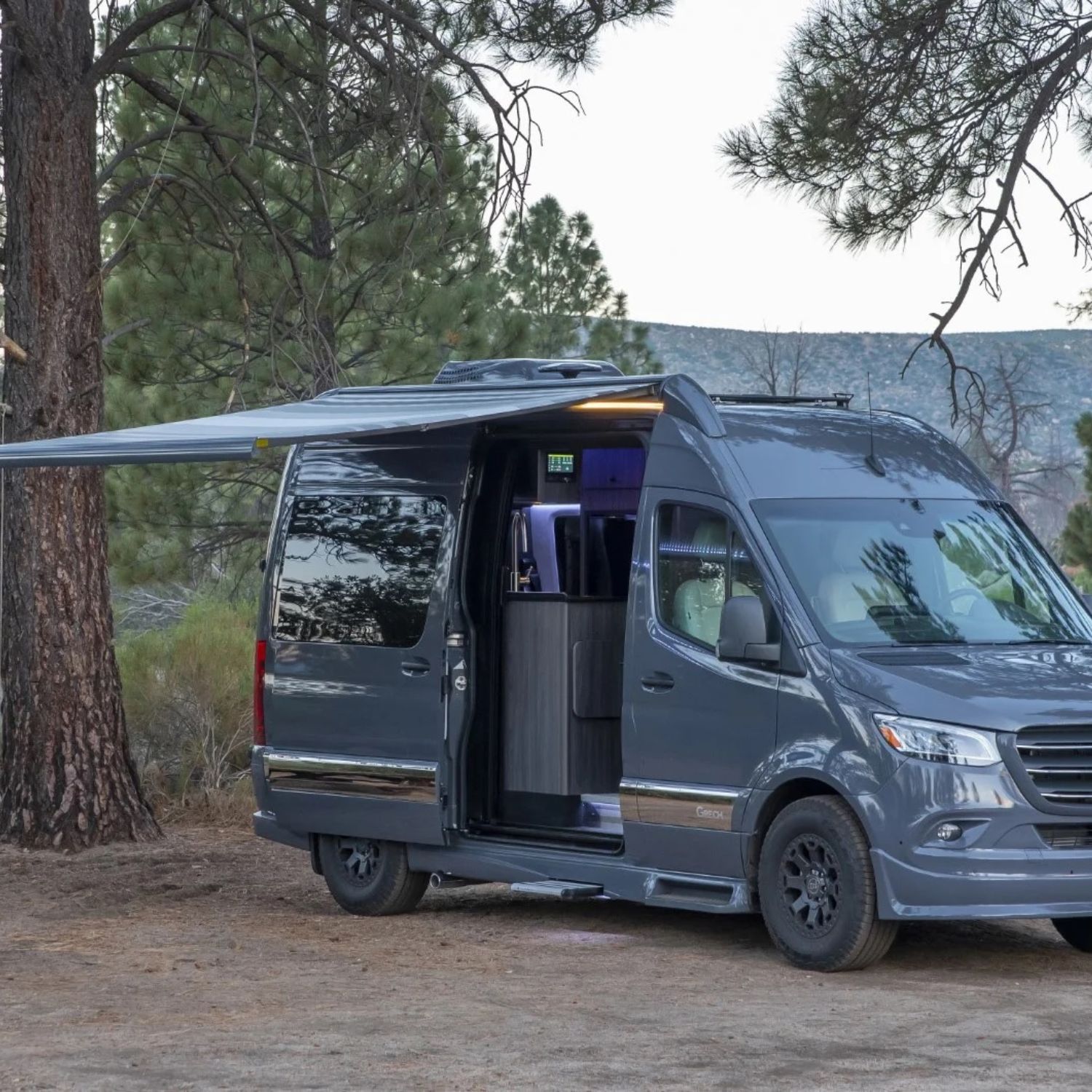 Camper van RV Rental 