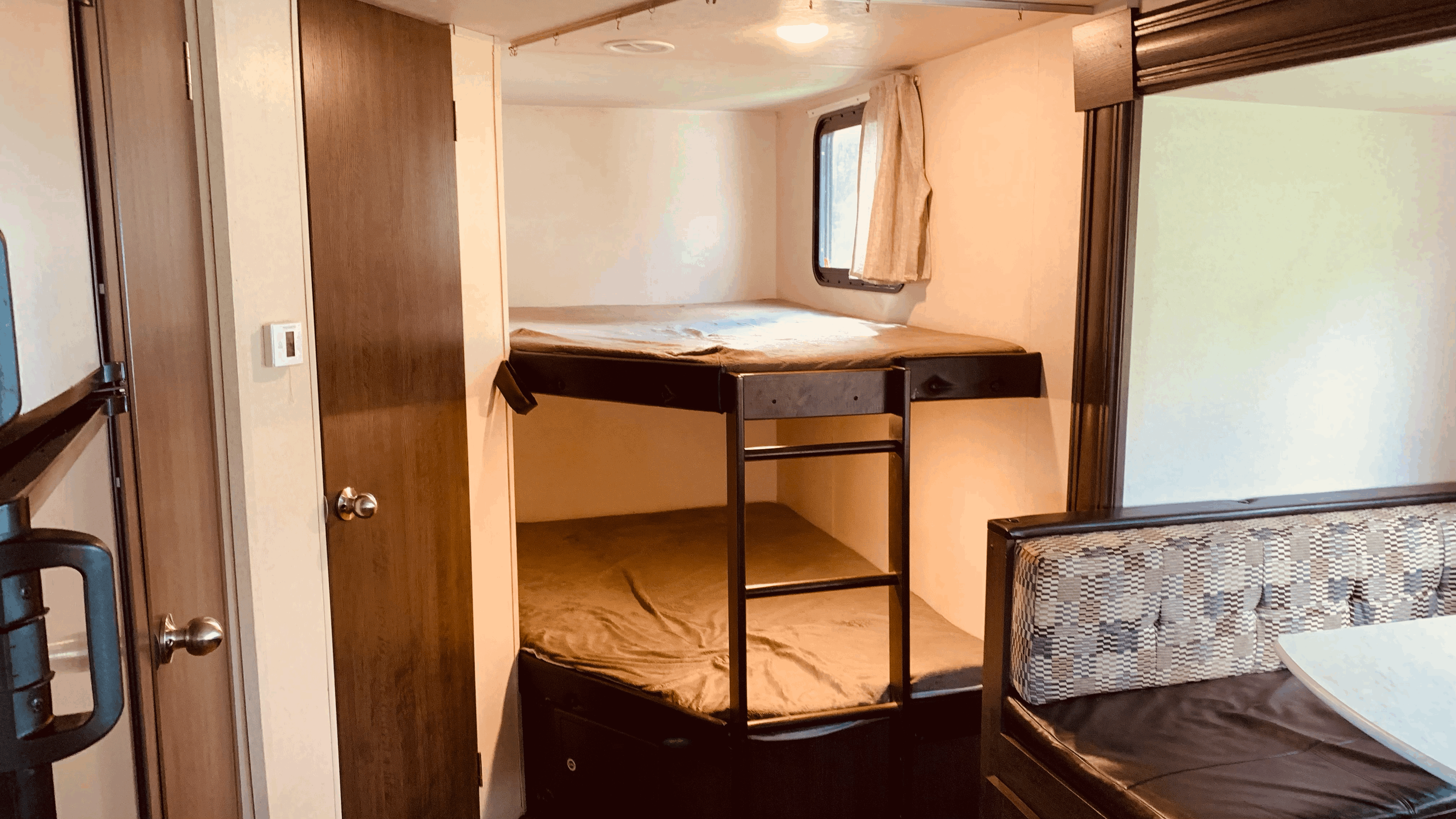 bunk beds 
two children can sleep per bunk depending on their age. . Forest River Wildwood 2018