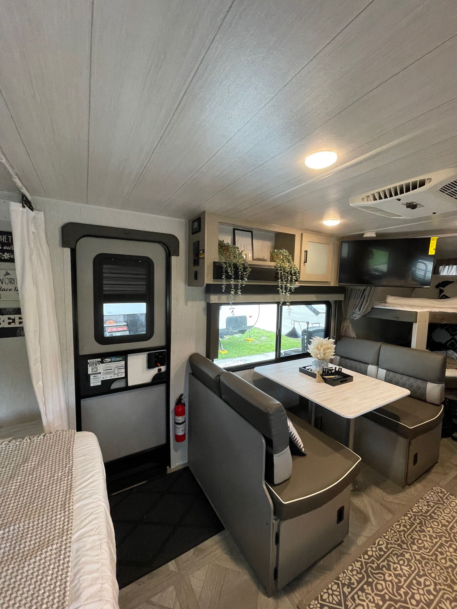 "YHOW" MEET LINCOLN OUR GLAMP RV