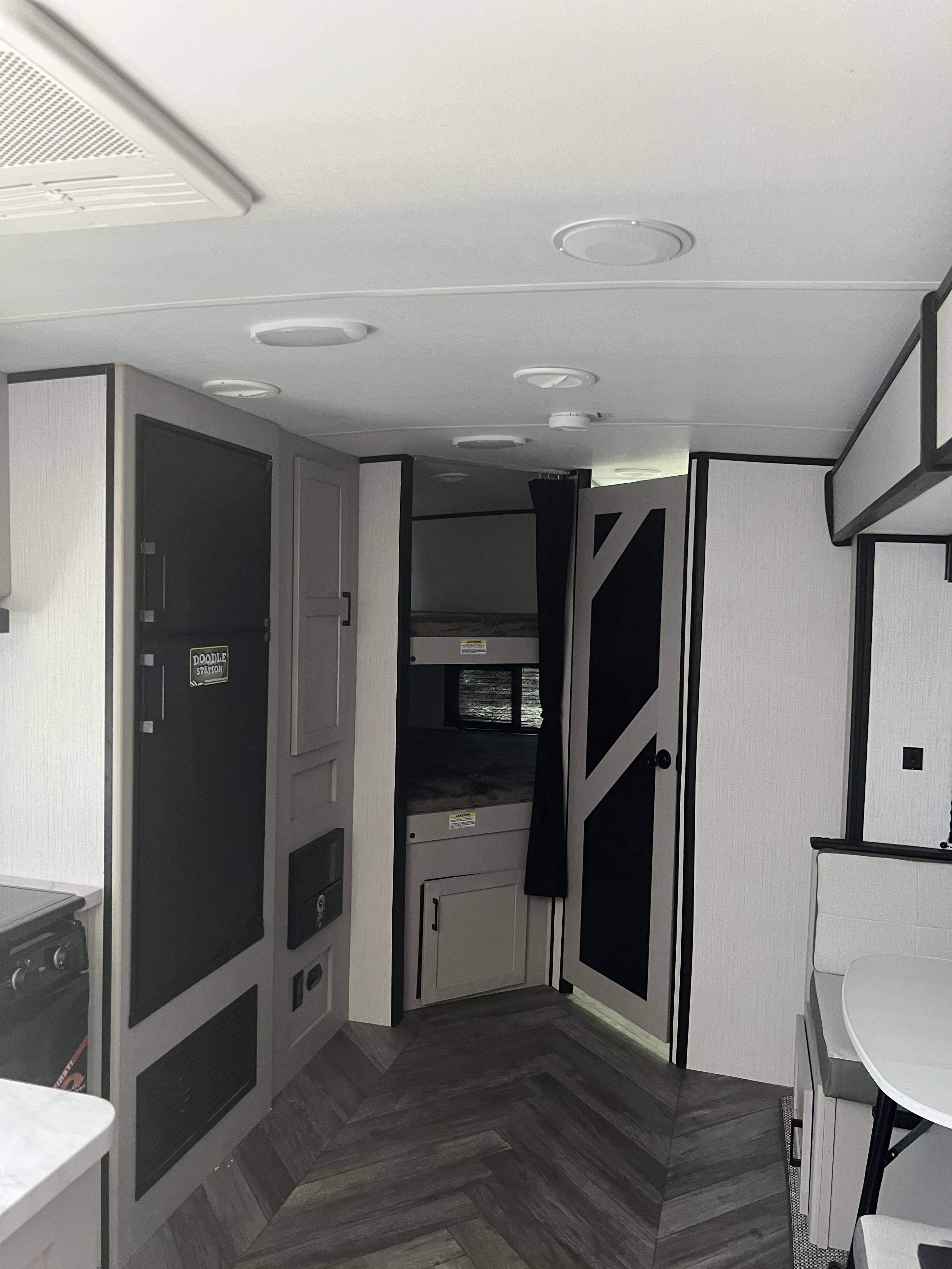 Travel trailer RV Rental 