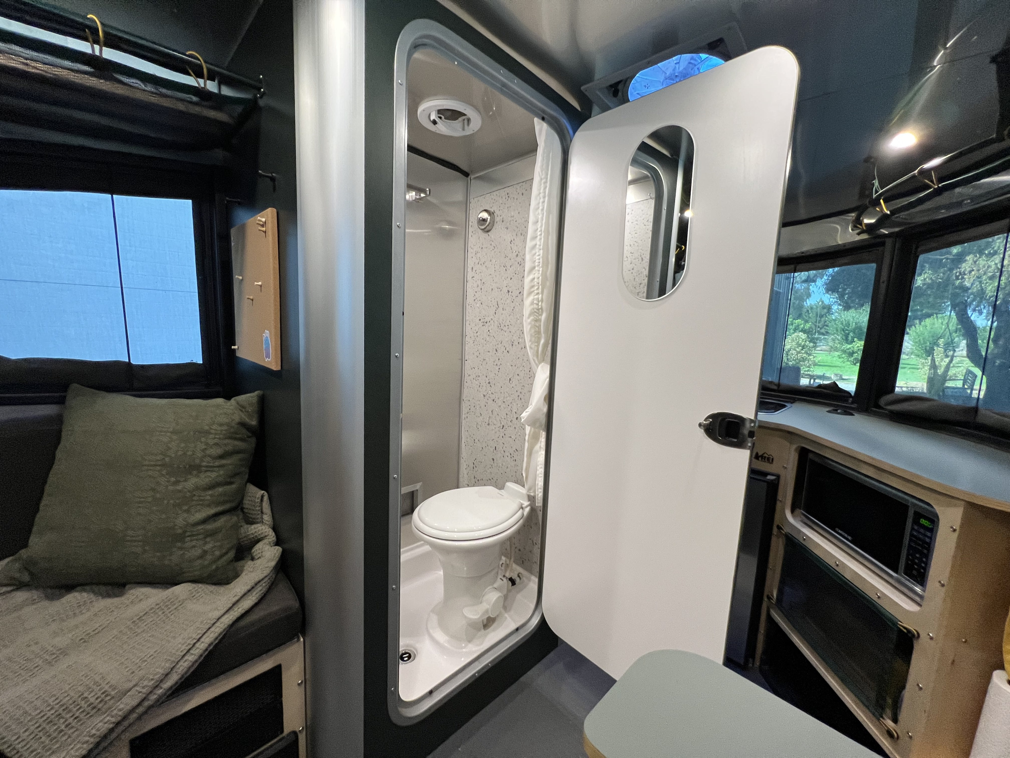 Travel trailer RV Rental 