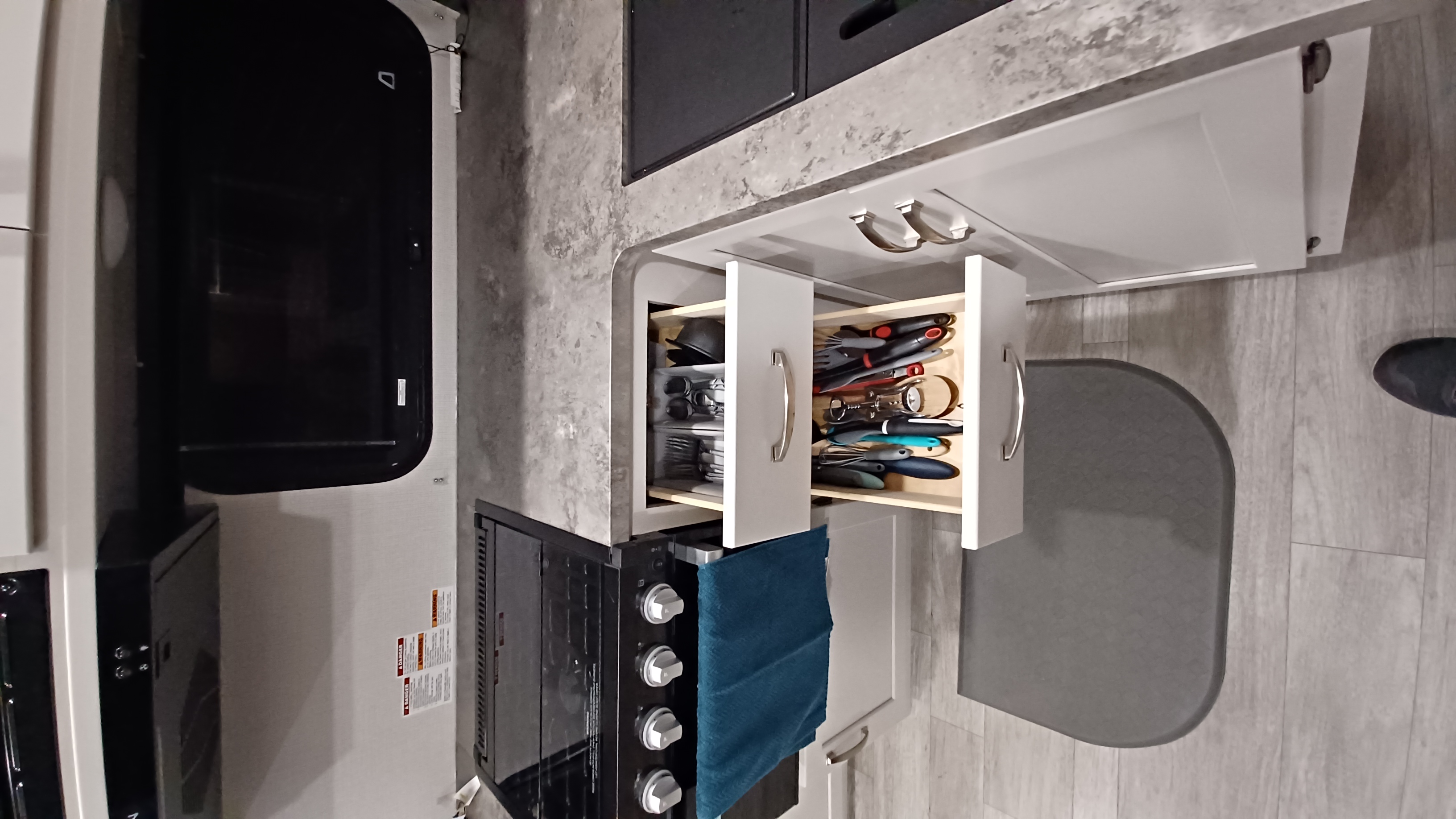 Fifth-wheel RV Rental 