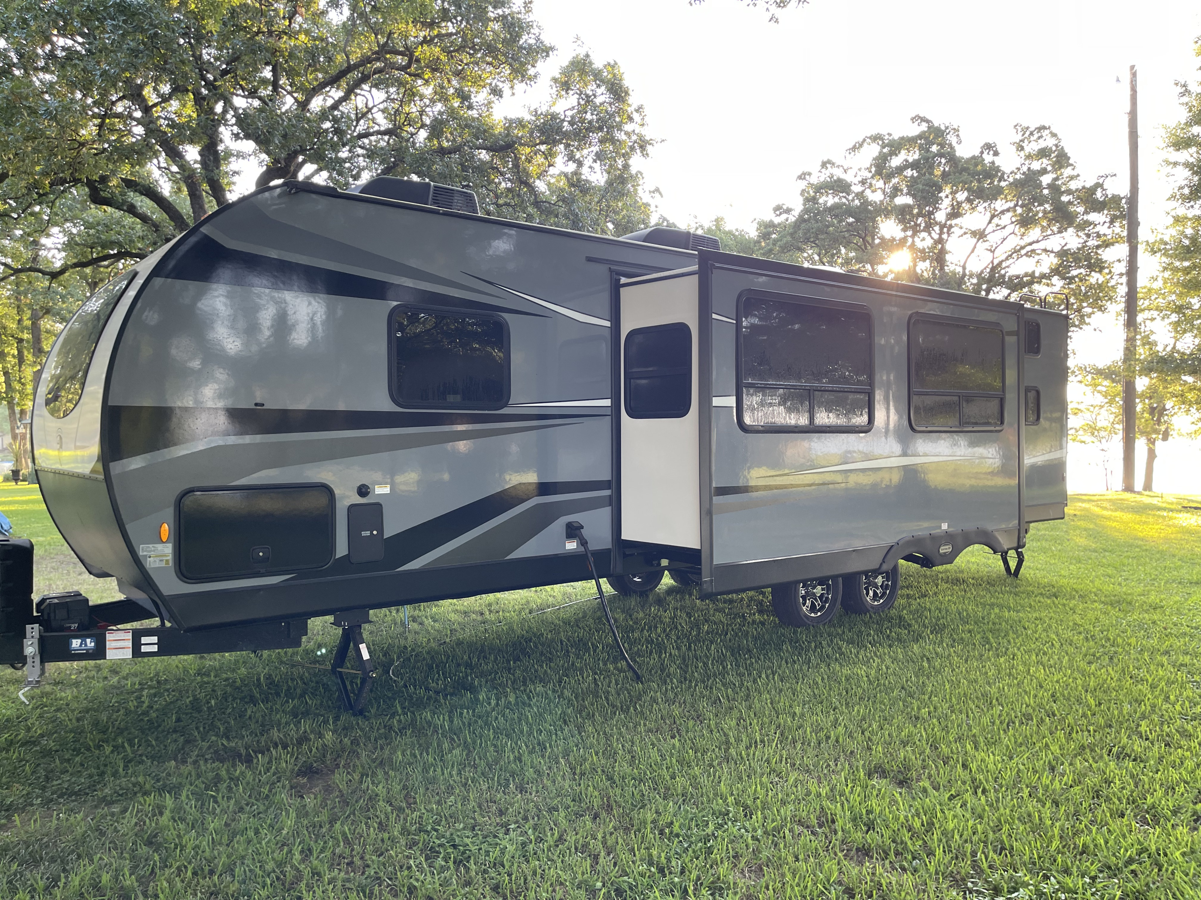 Travel trailer RV Rental 