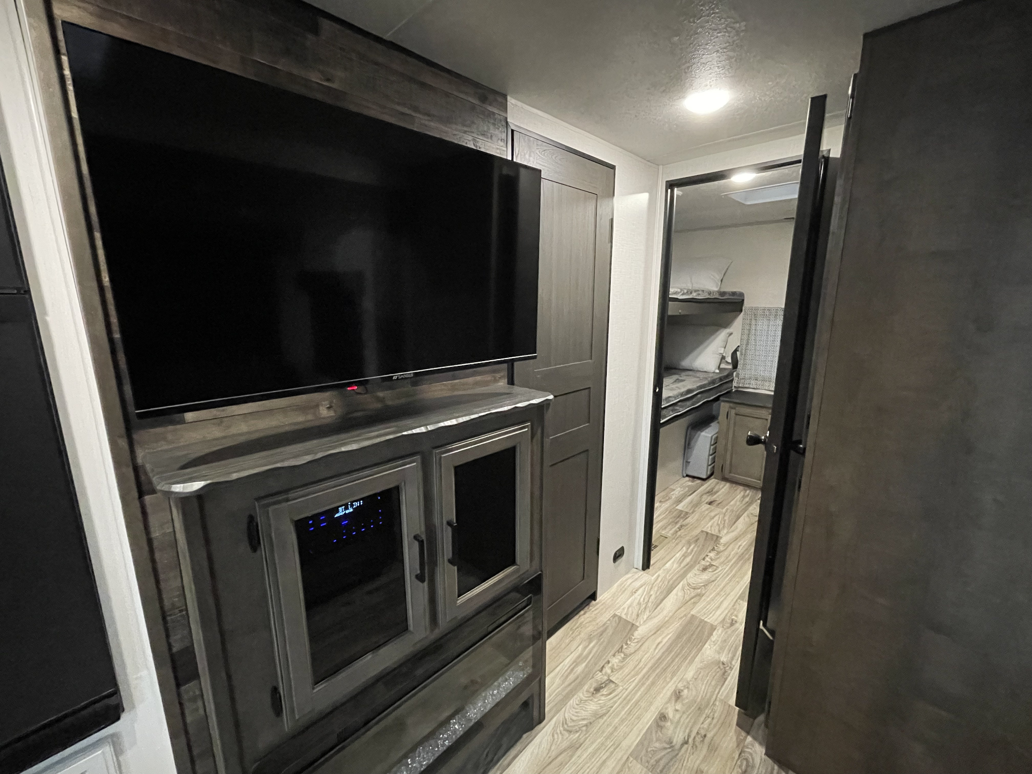 Travel trailer RV Rental 