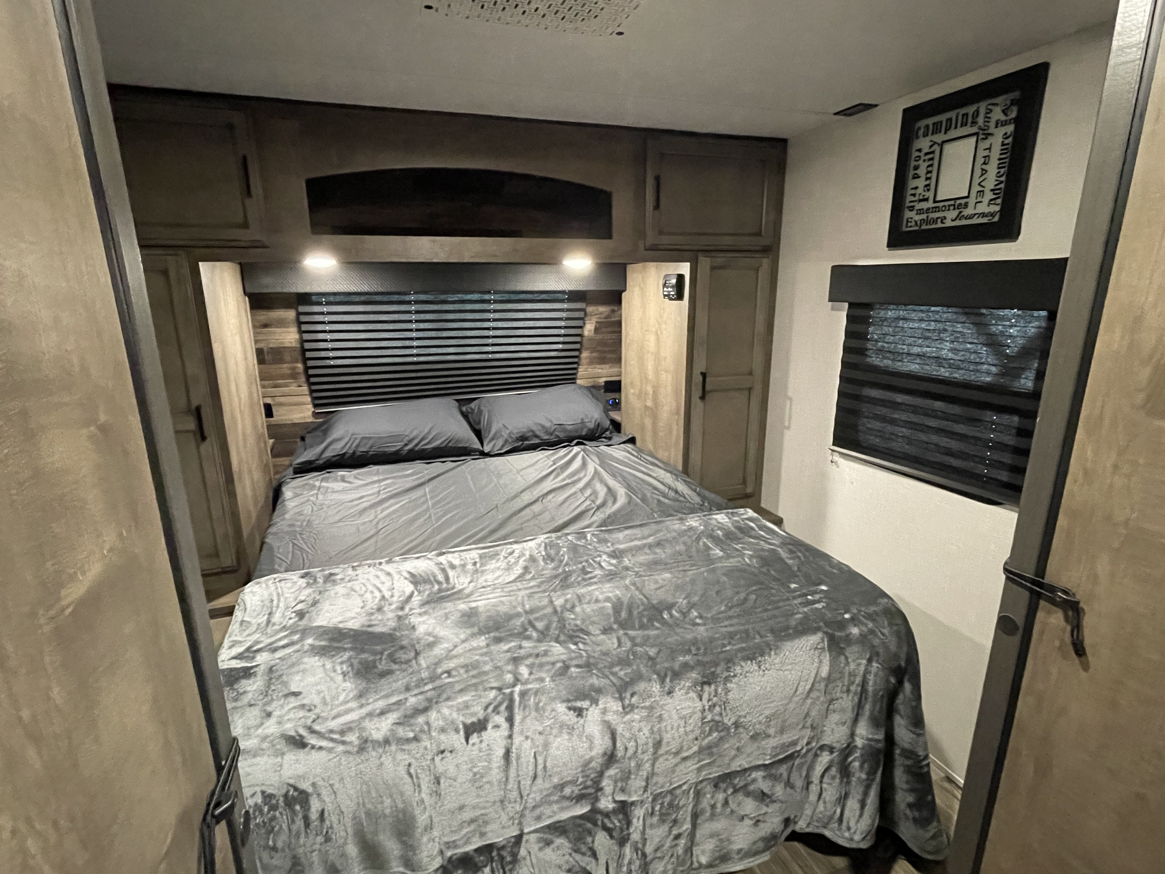 Travel trailer RV Rental 