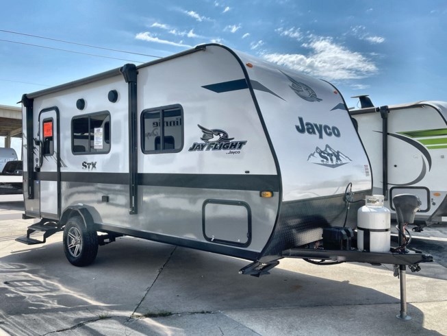 Travel trailer RV Rental 