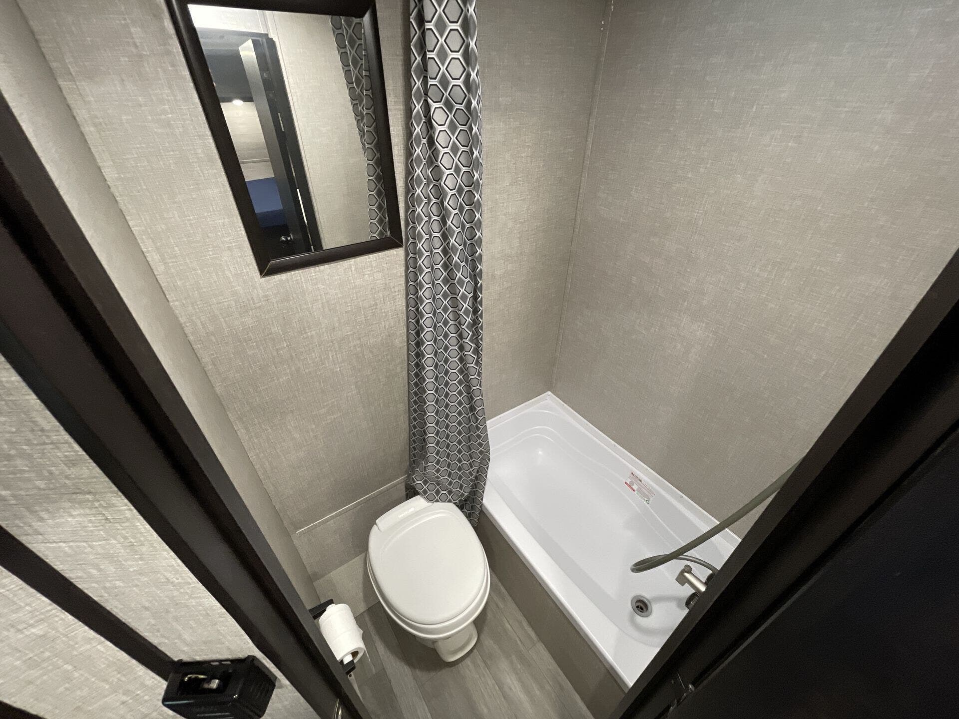 Travel trailer RV Rental 