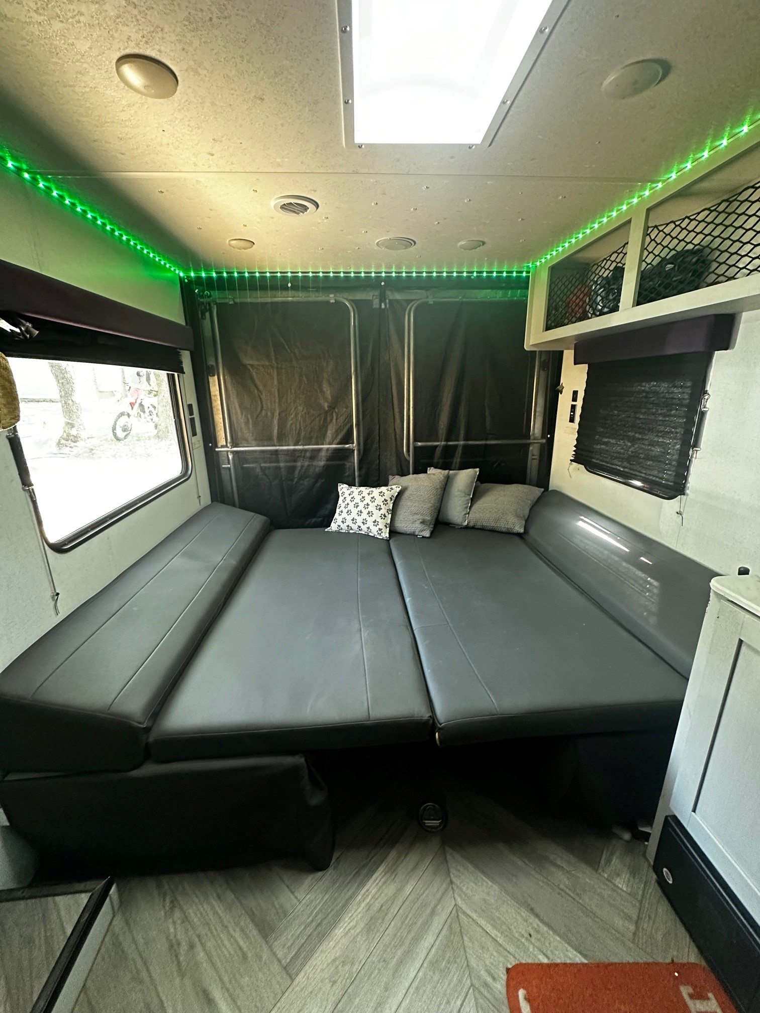 Toy hauler RV Rental 