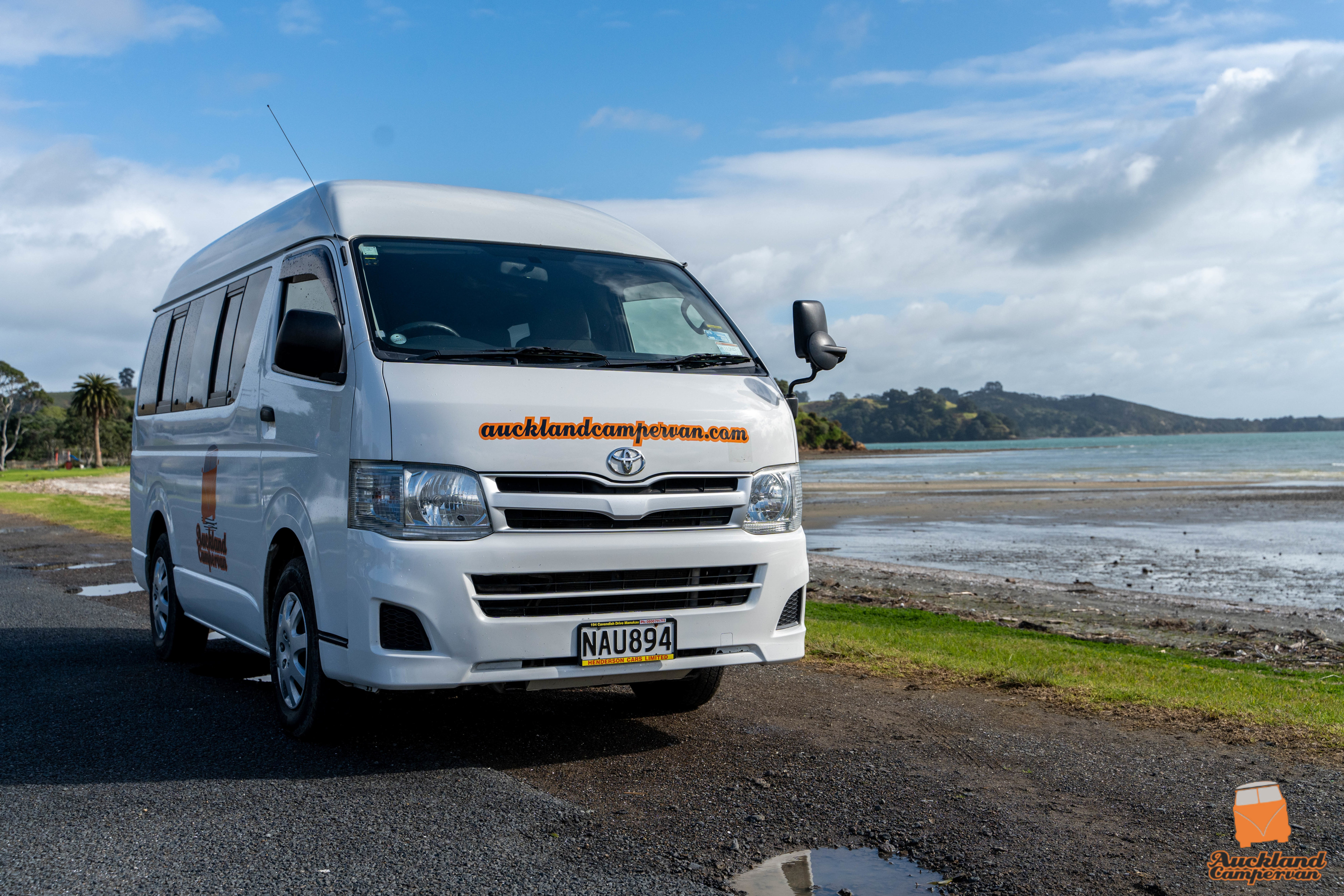 Auckland Campervan Cruza