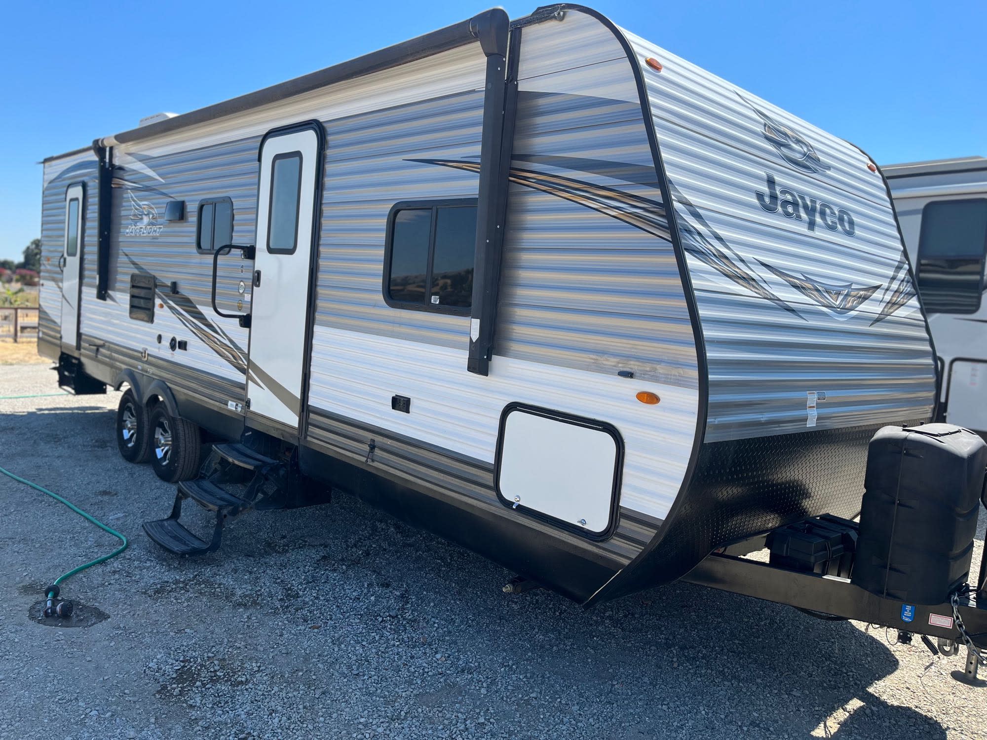 2004 Jayco Talon ZX Toy Hauler Series M-36 Z Prices and Used