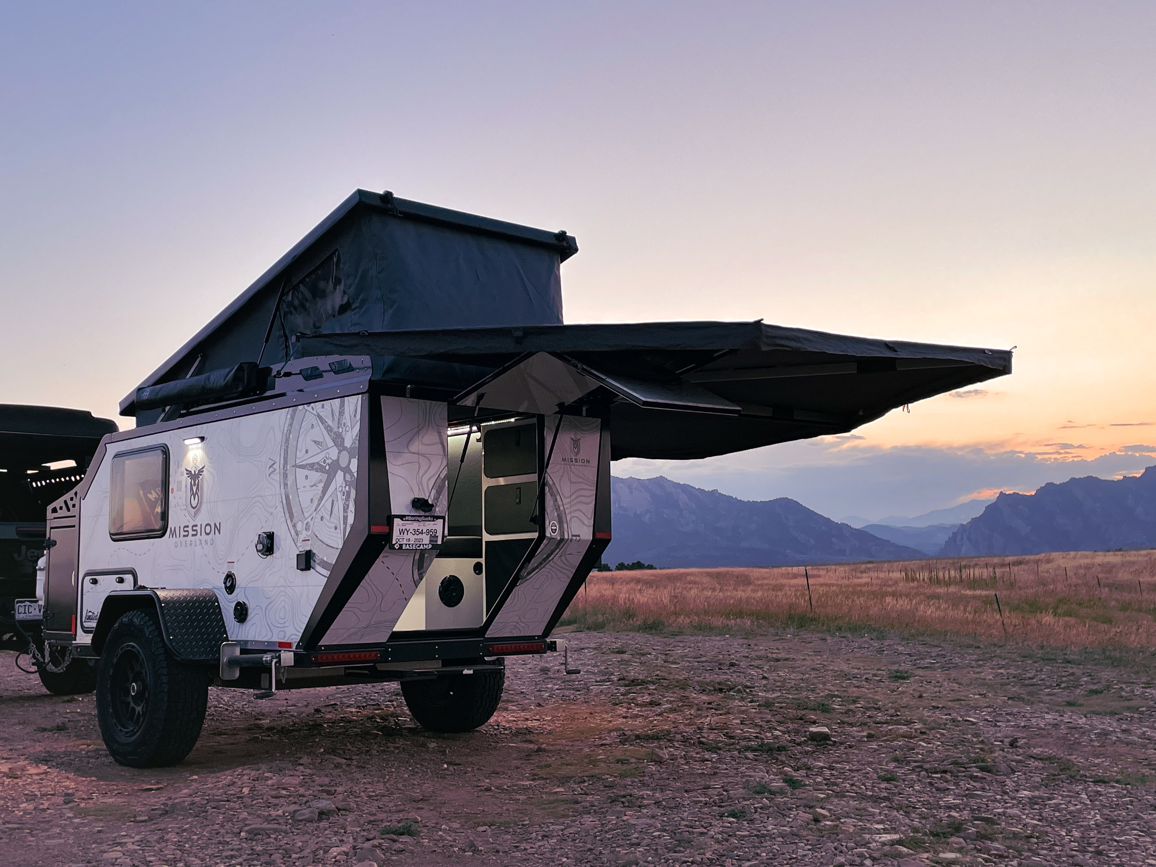 2022 Mission Overland Summit – Go-Anywhere Off-Grid Camper