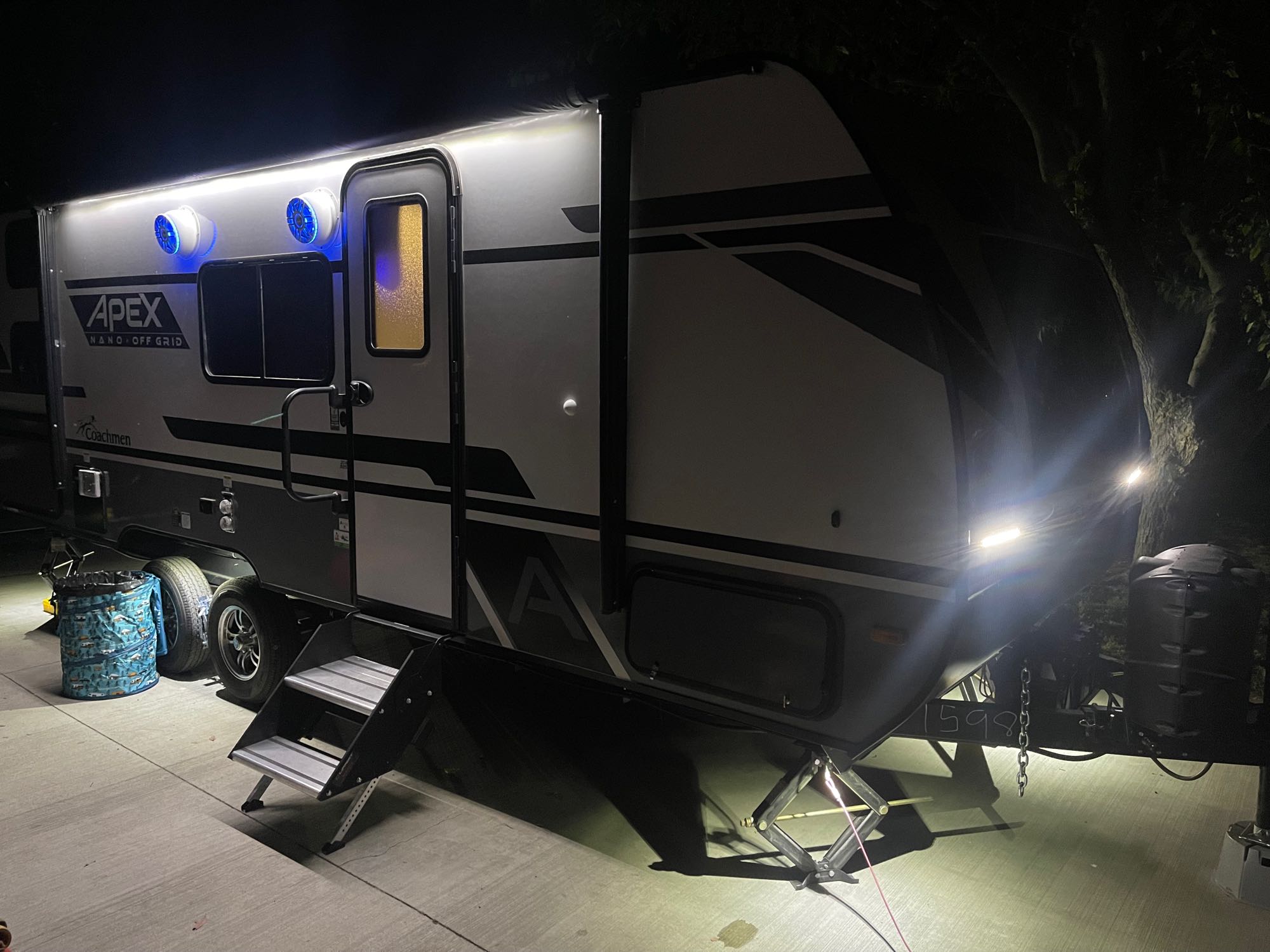 Travel trailer RV Rental 
