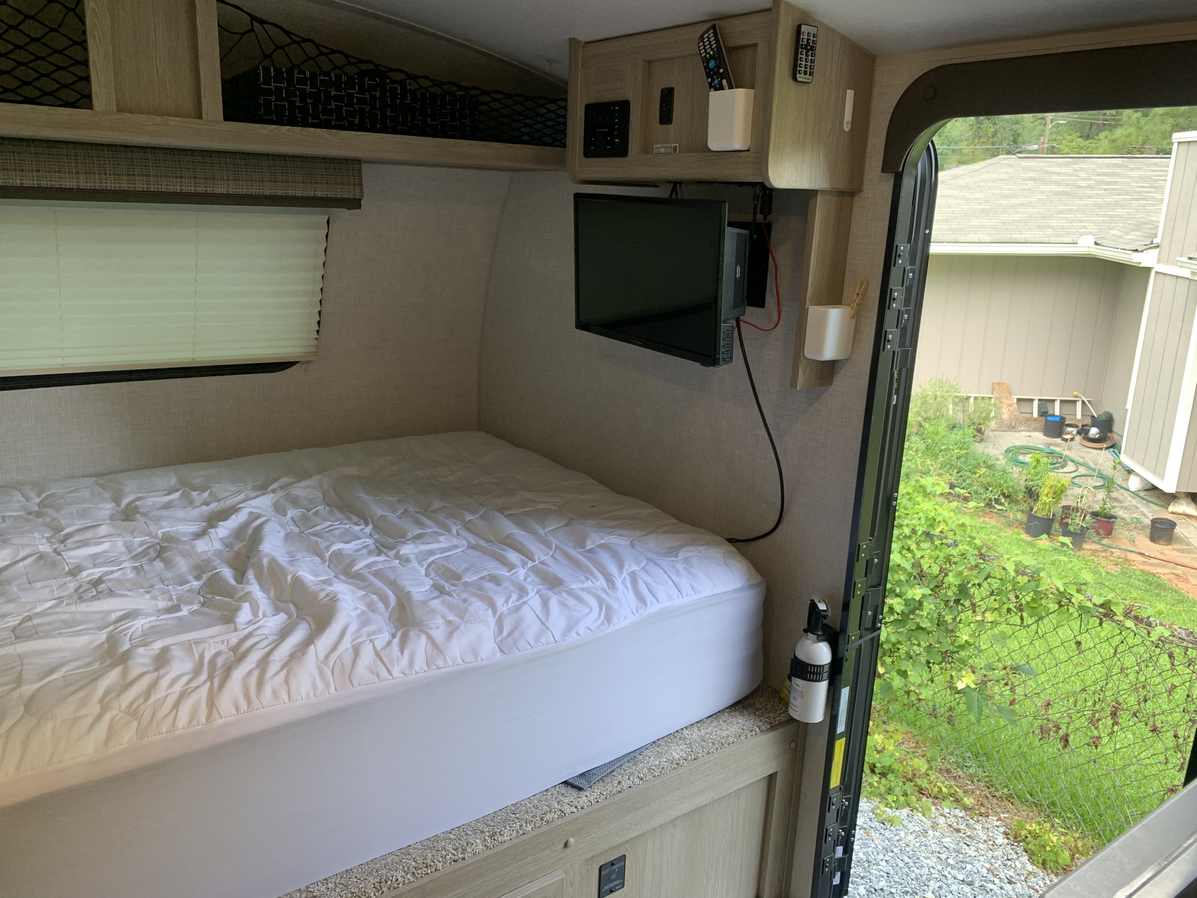 Travel trailer RV Rental 