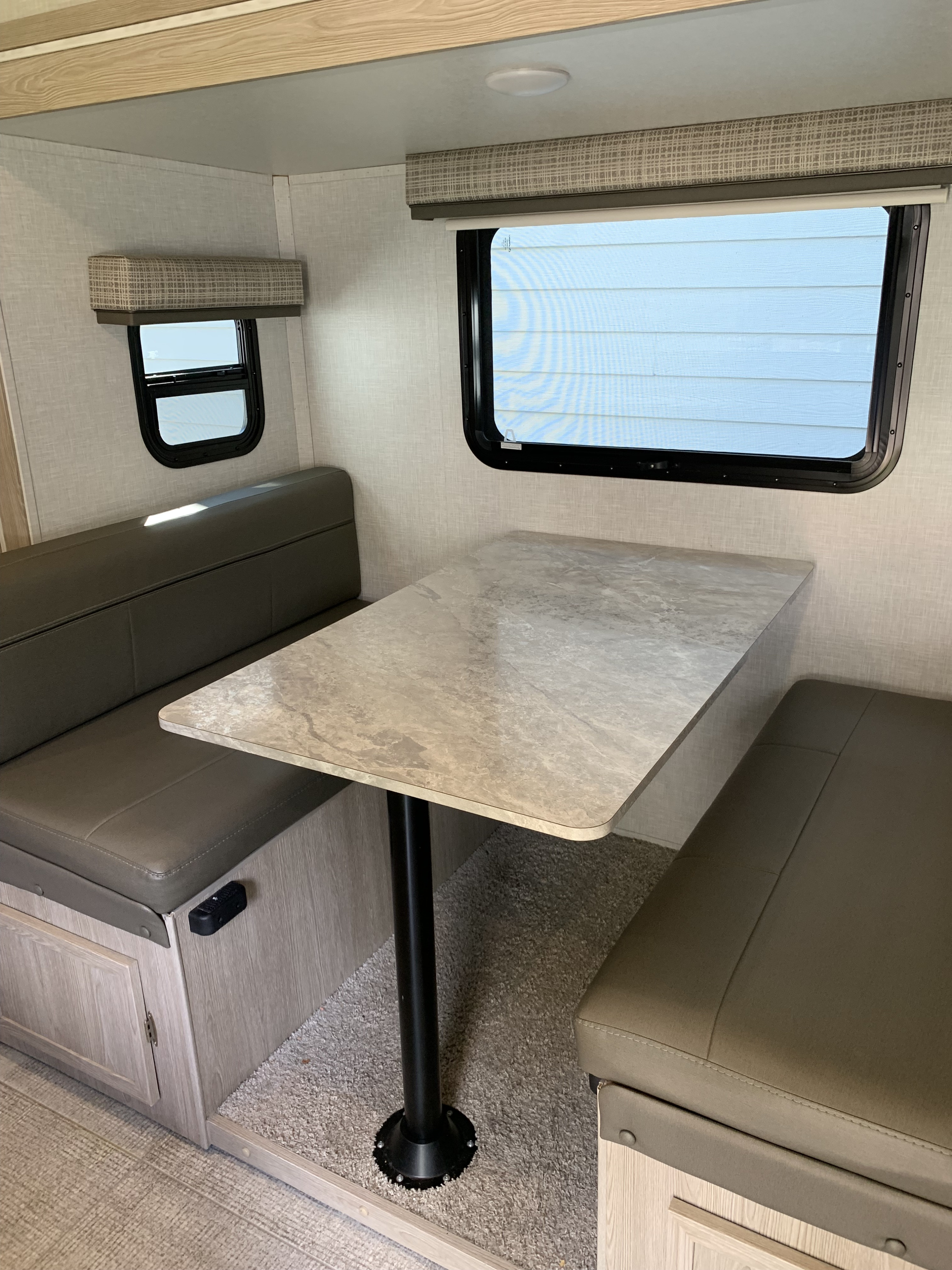 Travel trailer RV Rental 