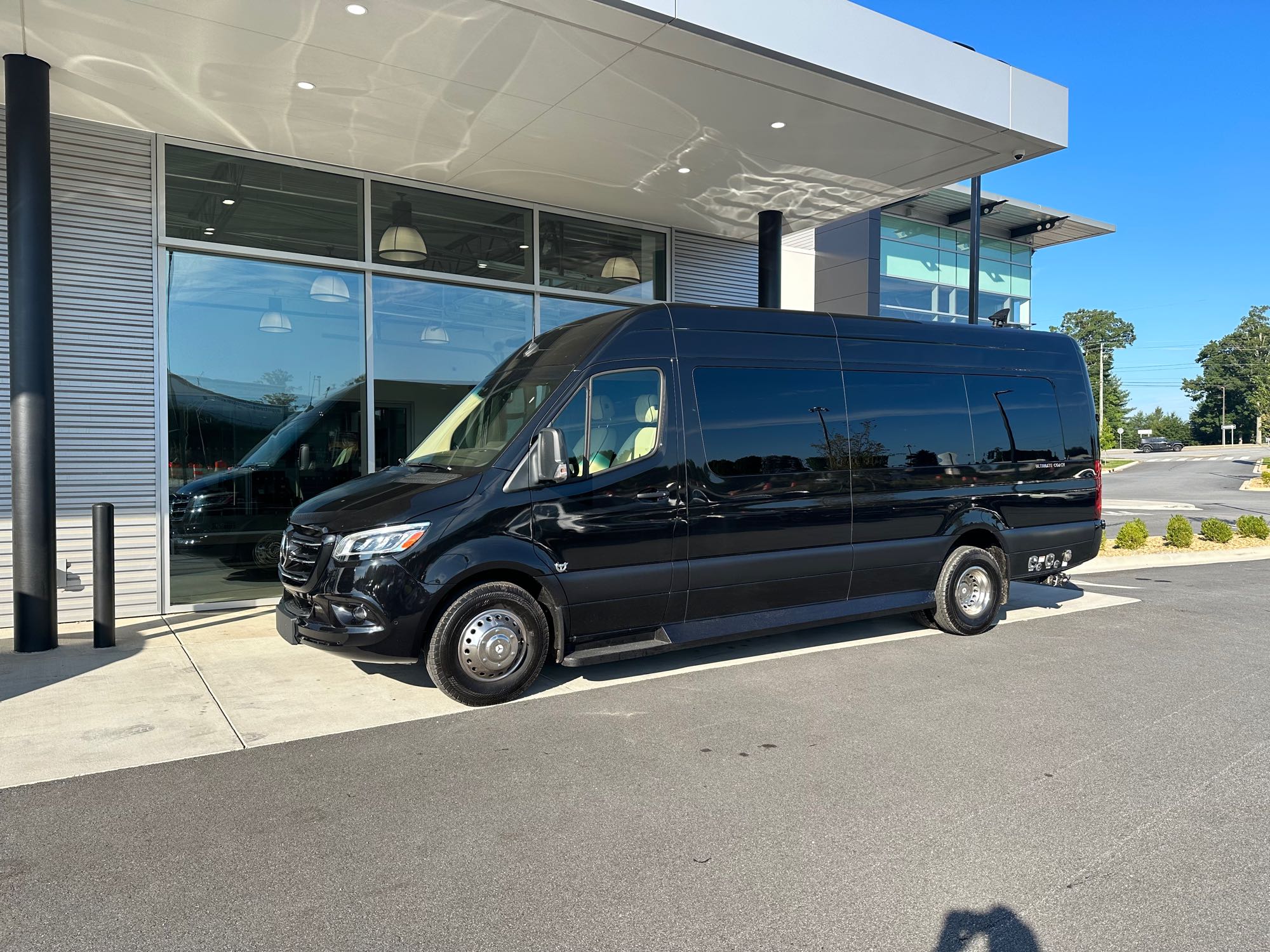 2024 Ultimate Coach - 10 Seater (Sleeps 2) - (BRAND NEW MODEL!!!)